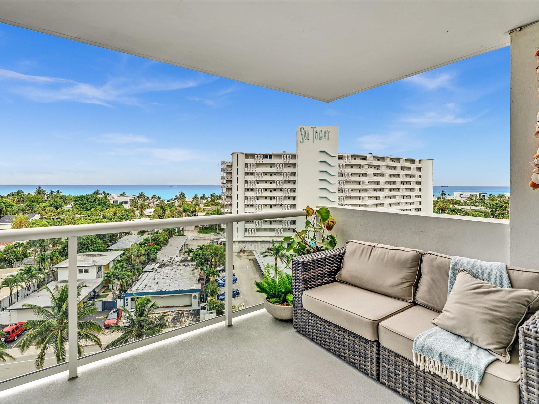 2841 N Ocean Boulevard 902