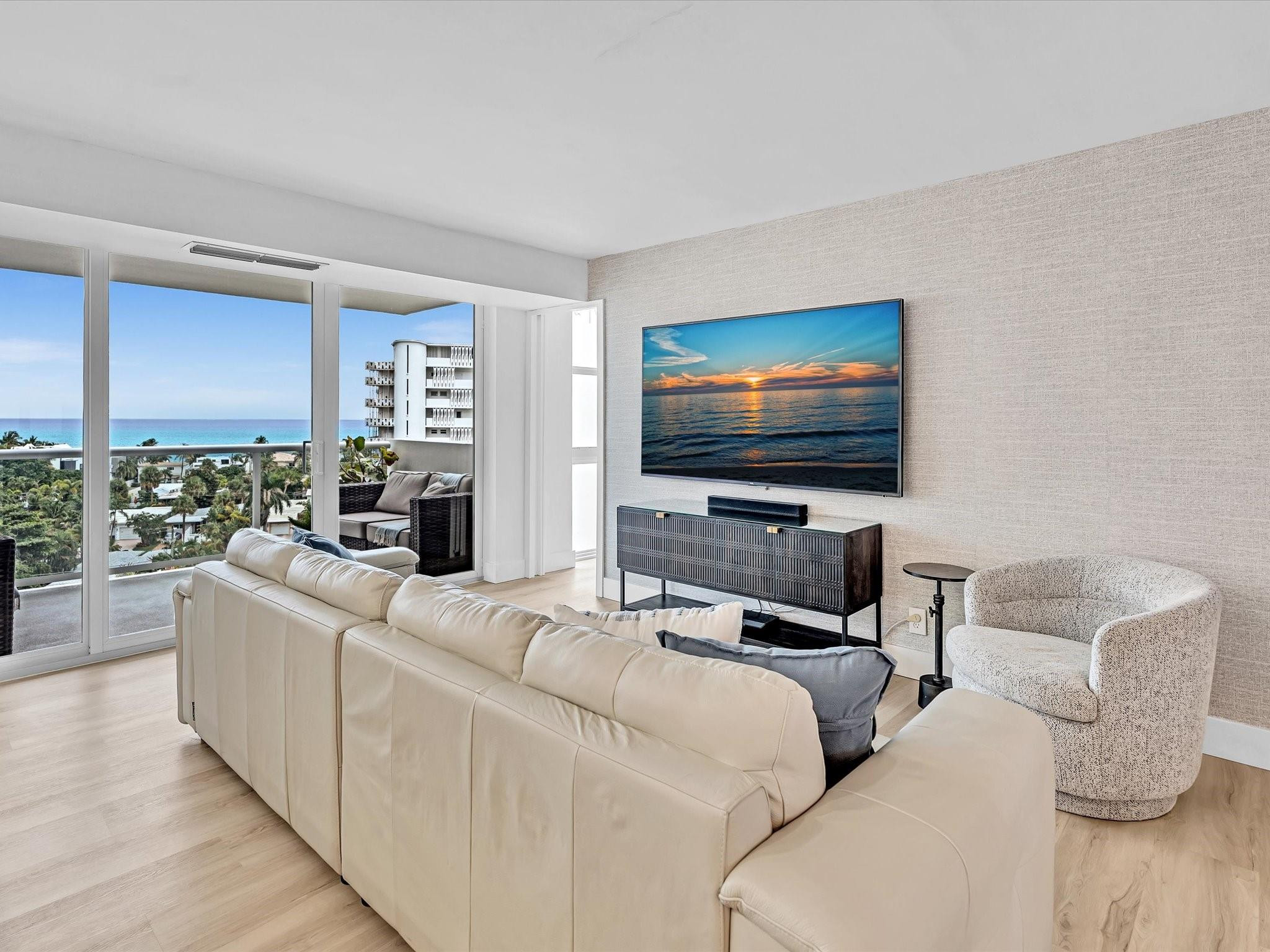 2841 N Ocean Boulevard 902