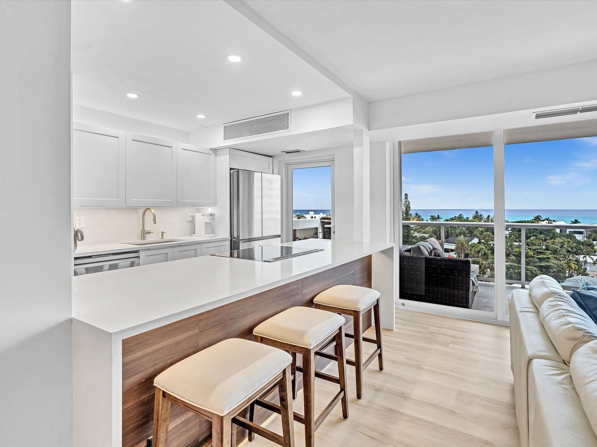 2841 N Ocean Boulevard 902