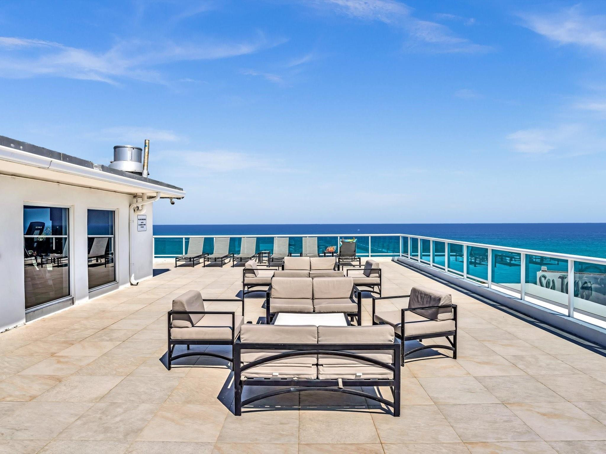 2841 N Ocean Boulevard 902