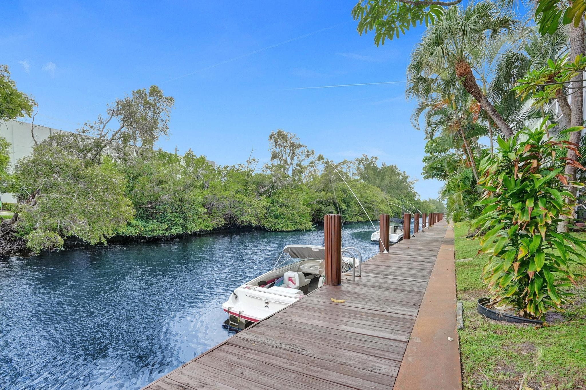 1407 NE 56th Street 202