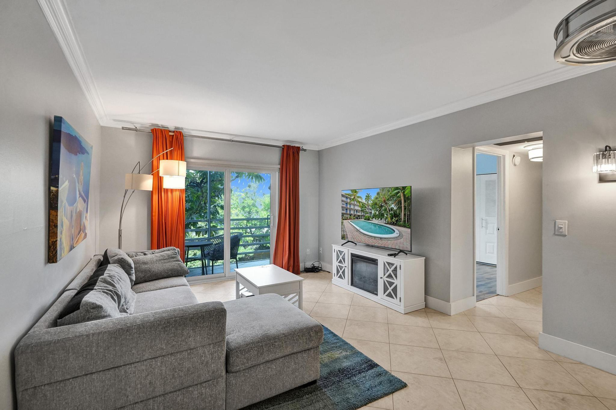 1407 NE 56th Street 202