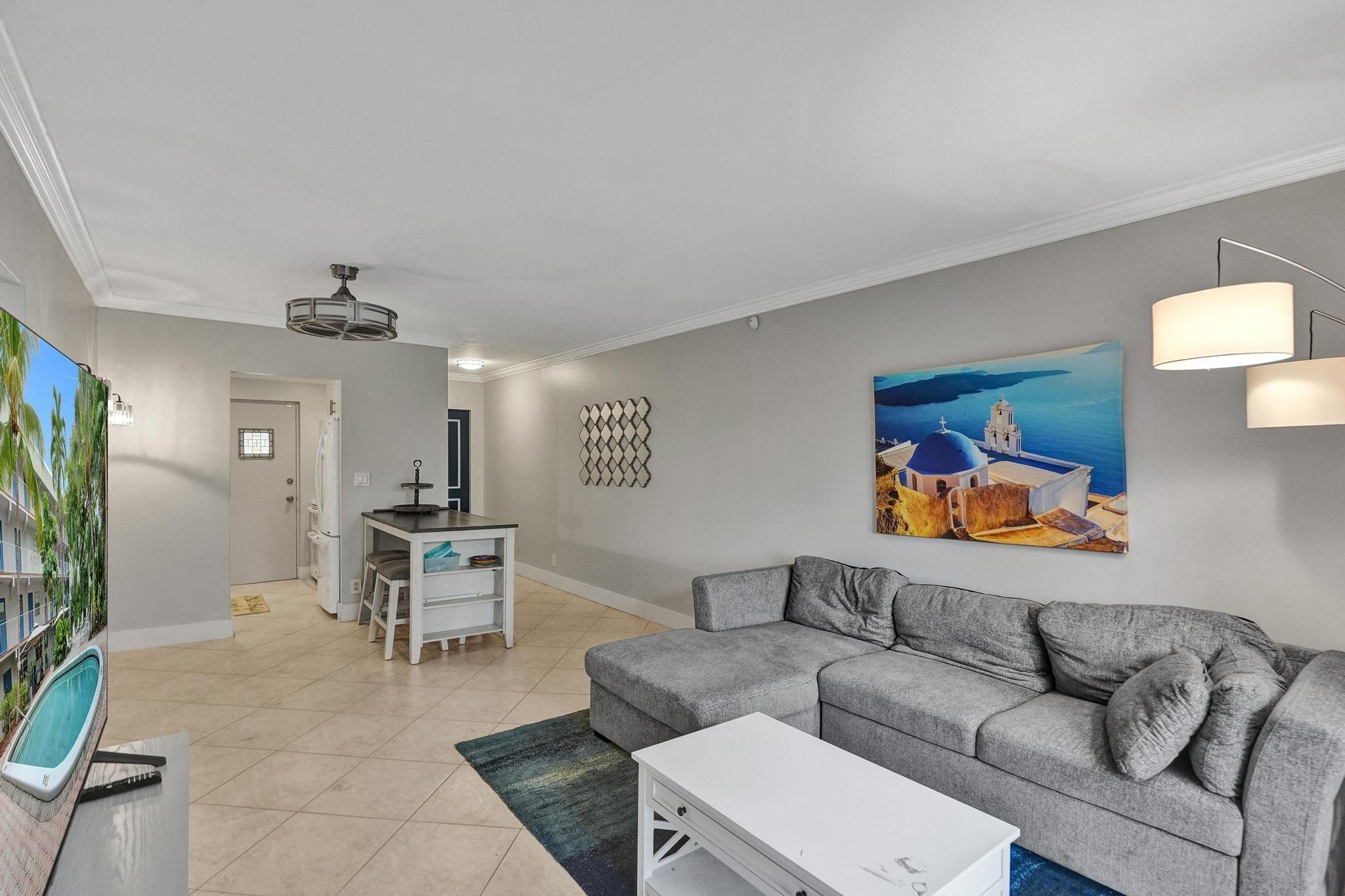 1407 NE 56th Street 202