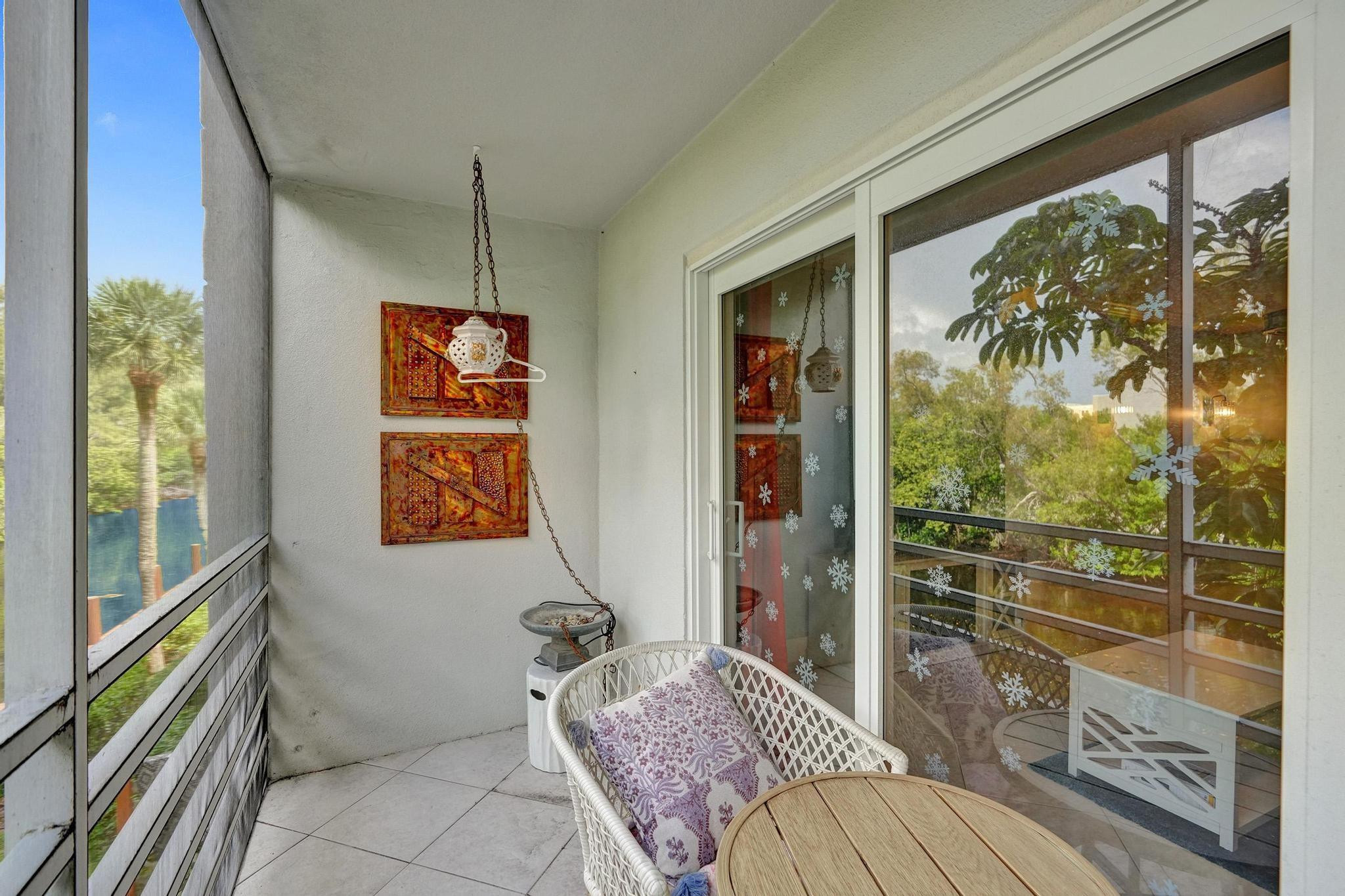 1407 NE 56th Street 202