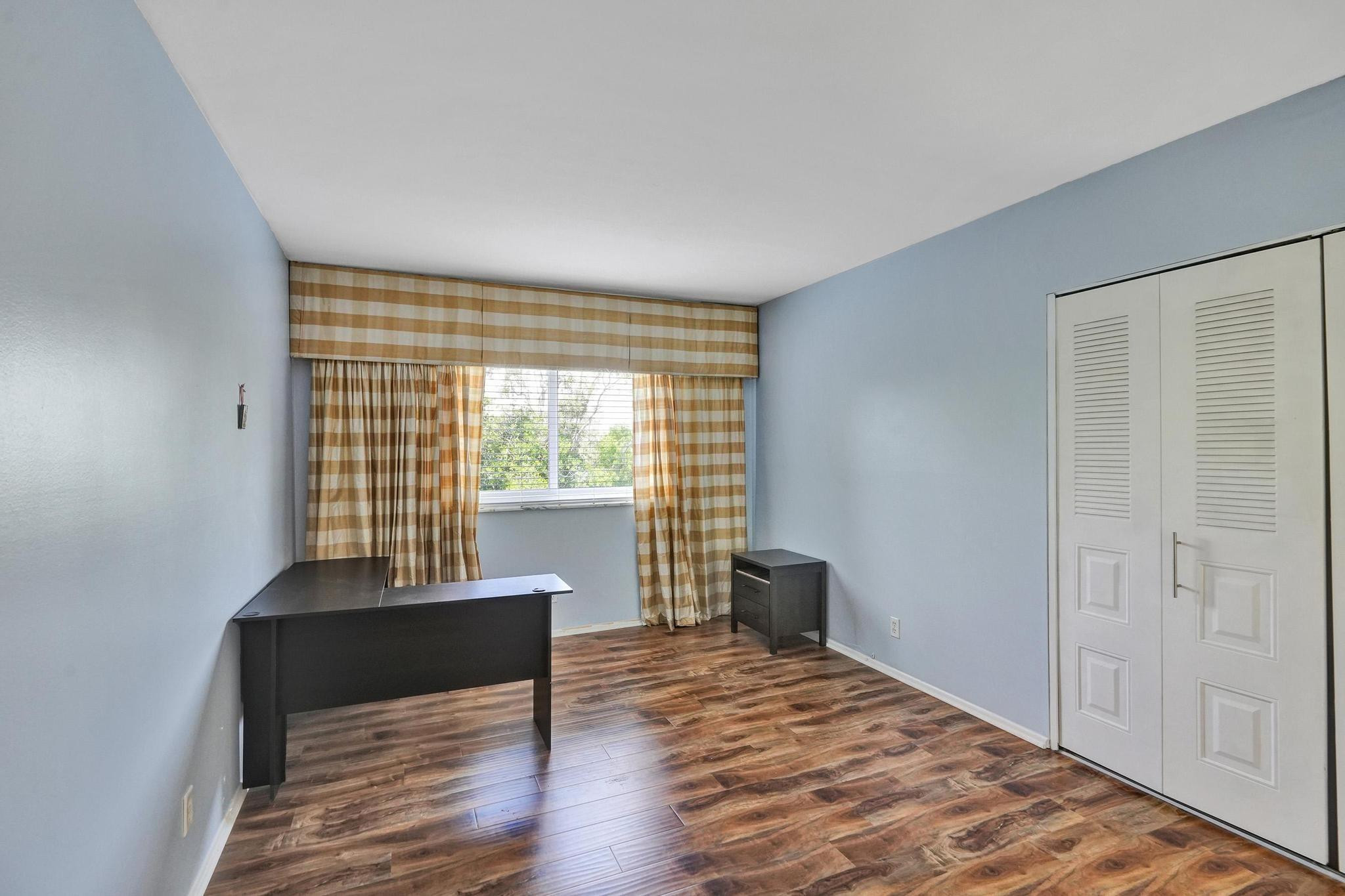 1407 NE 56th Street 202