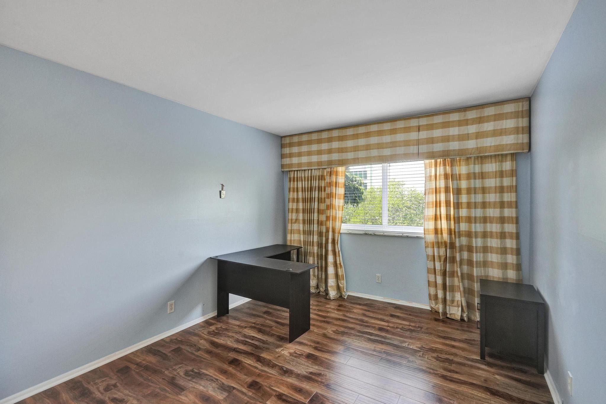 1407 NE 56th Street 202