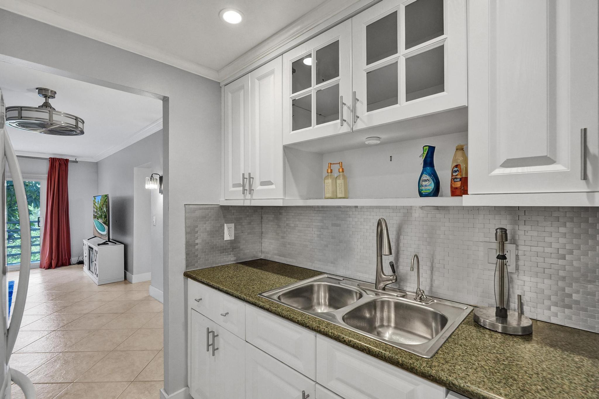 1407 NE 56th Street 202