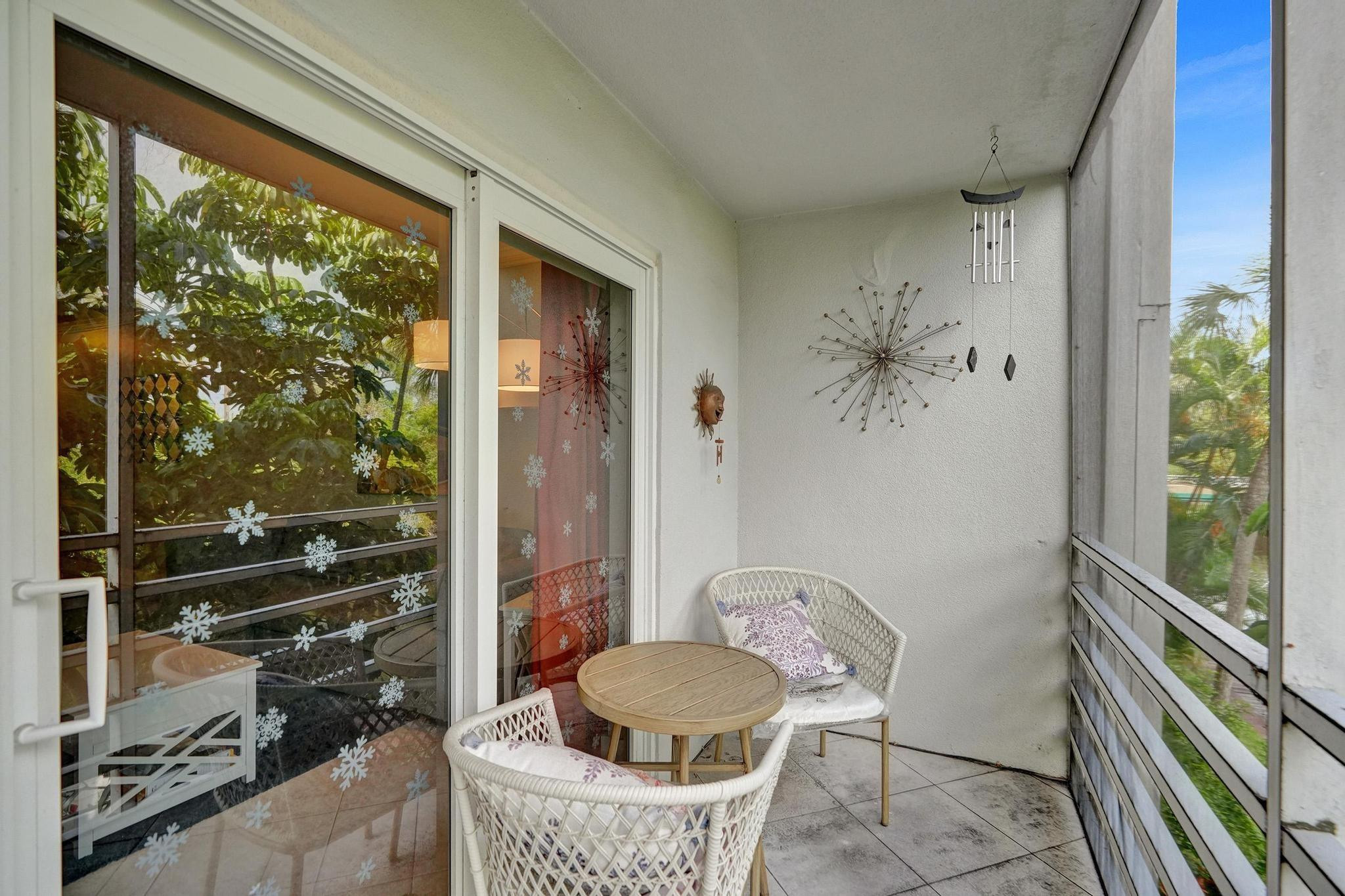 1407 NE 56th Street 202