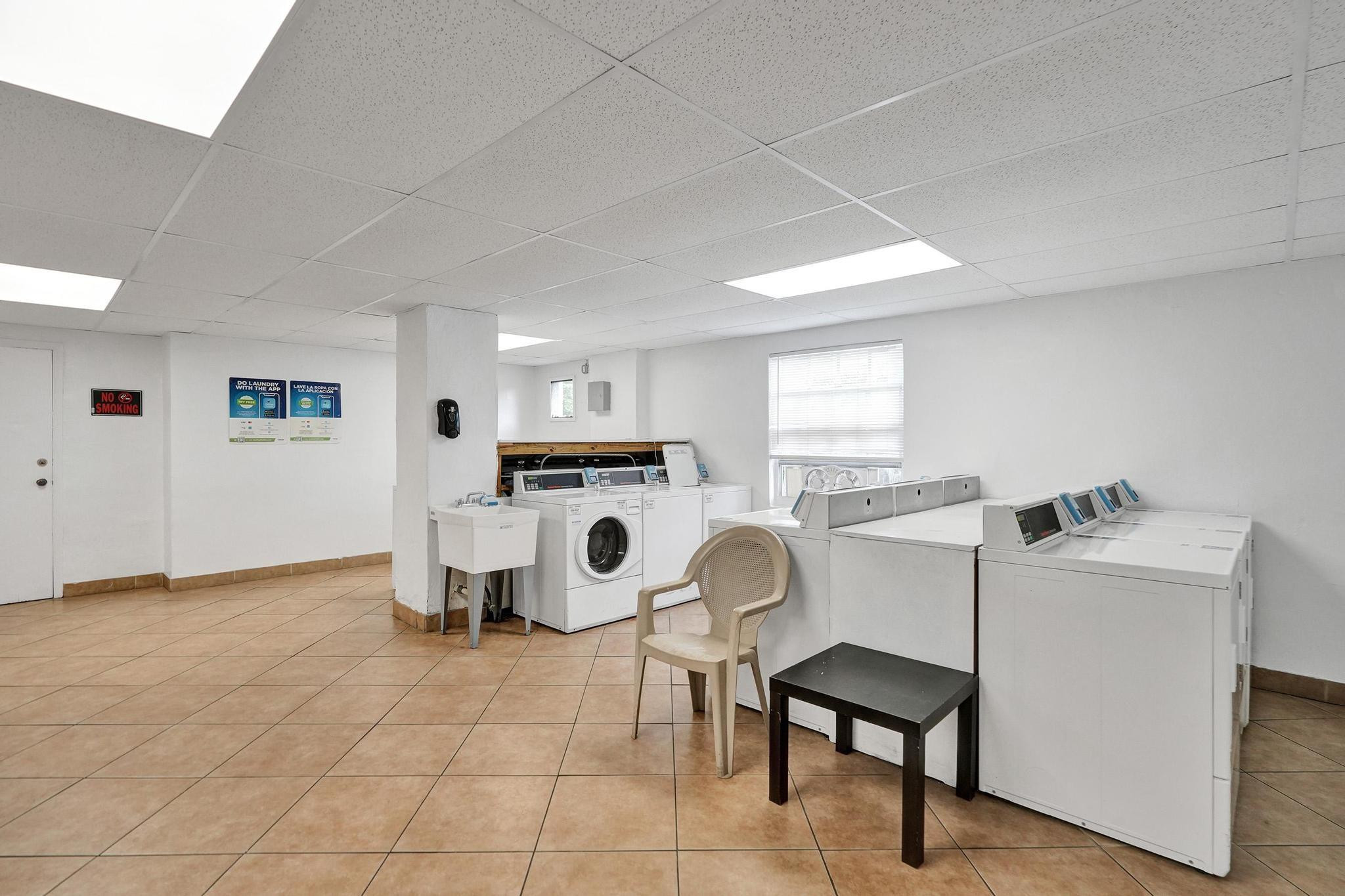 1407 NE 56th Street 202