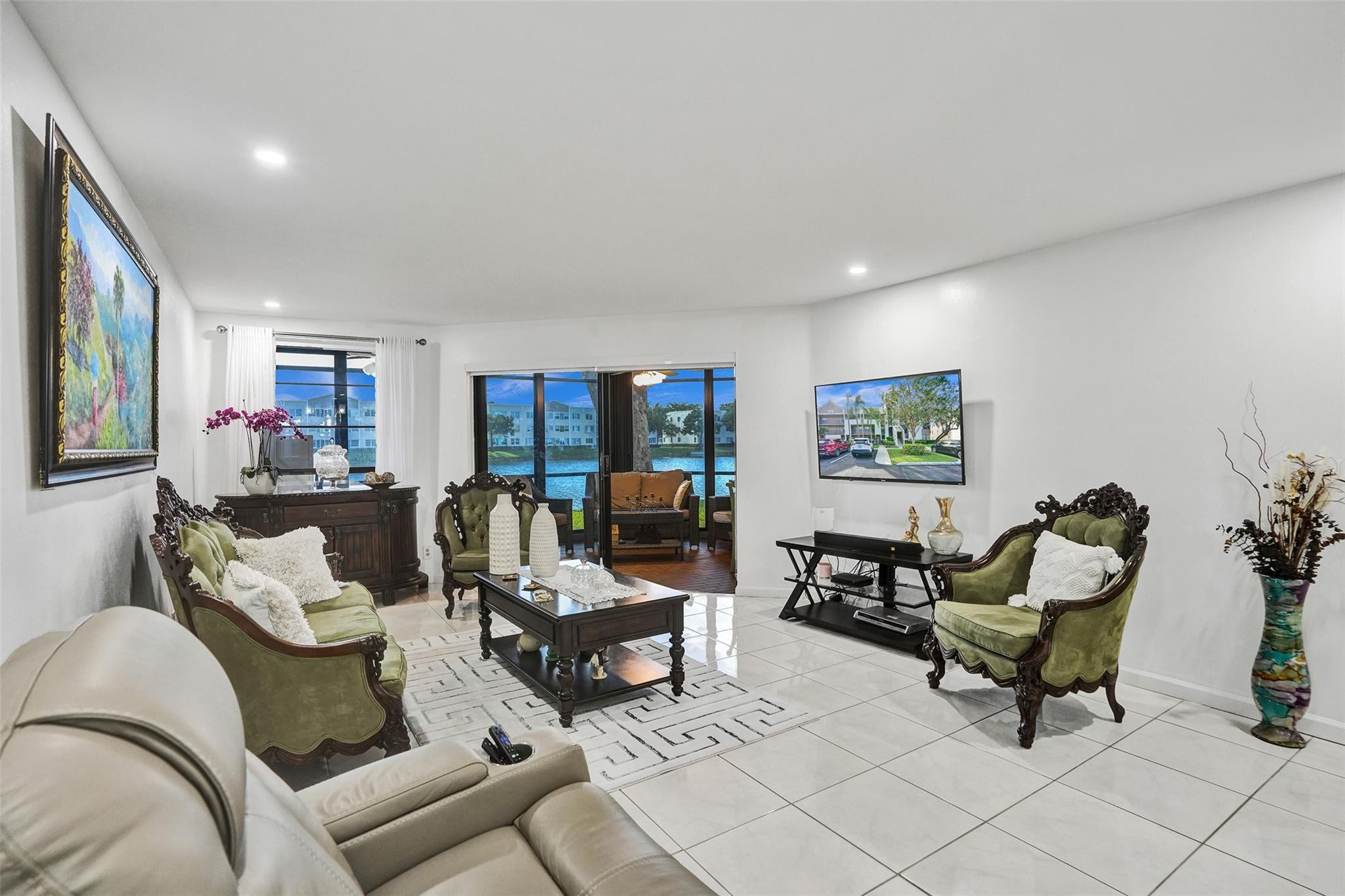 7425 Fairfax Drive 113