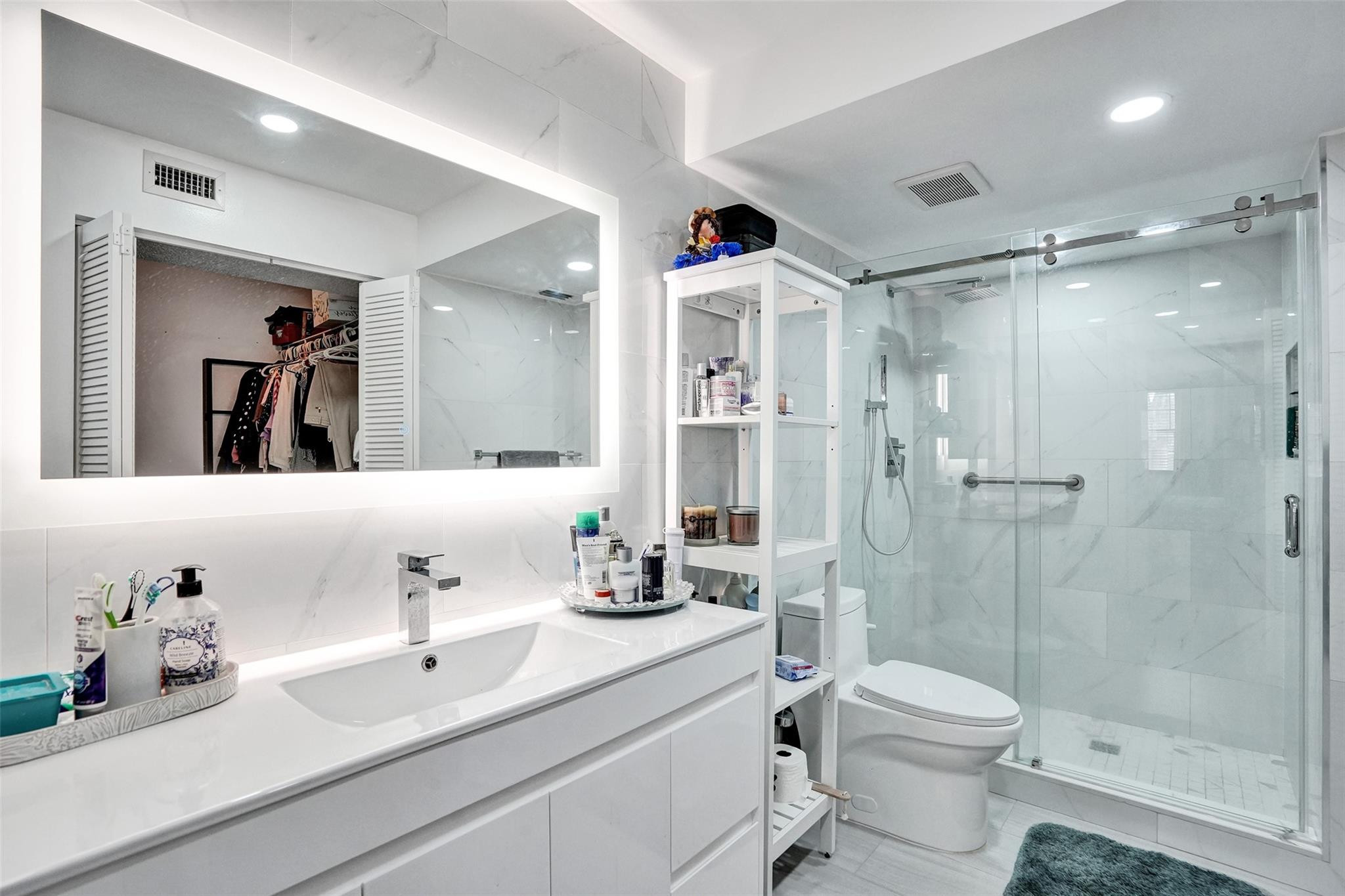 7425 Fairfax Drive 113