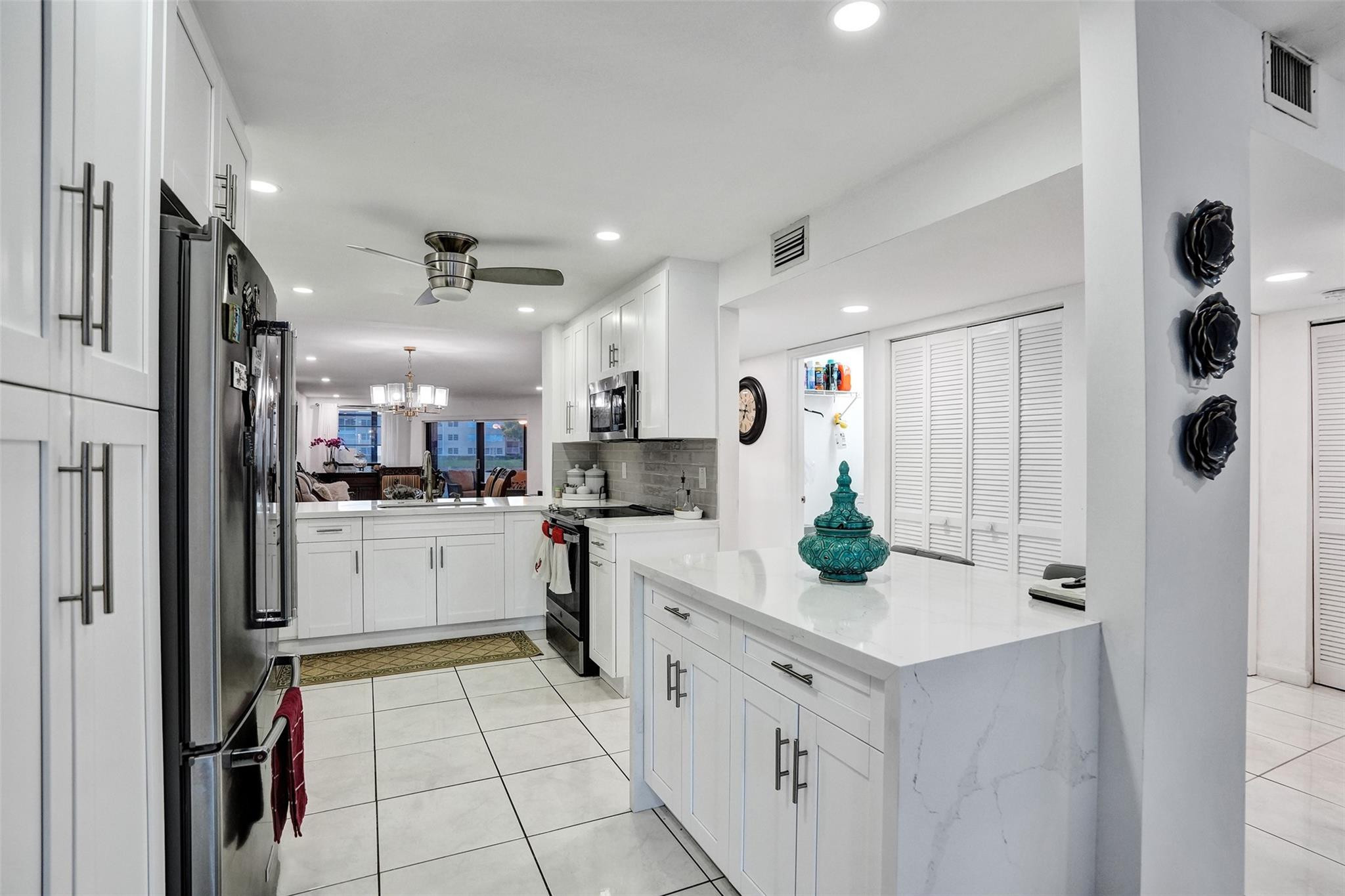 7425 Fairfax Drive 113