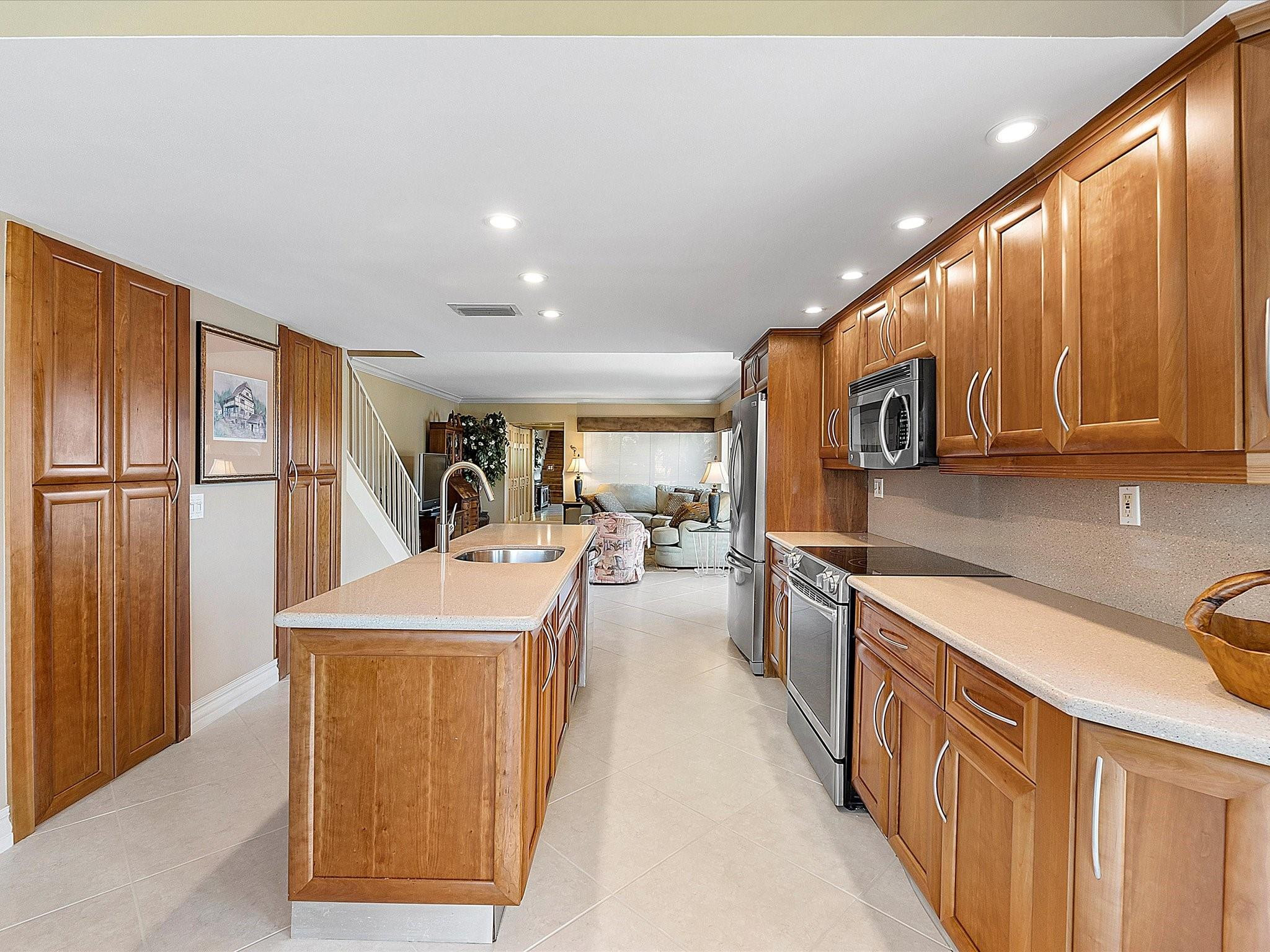 5555 N Ocean Boulevard 85, Lauderdale-By-The-Sea Unit: 85