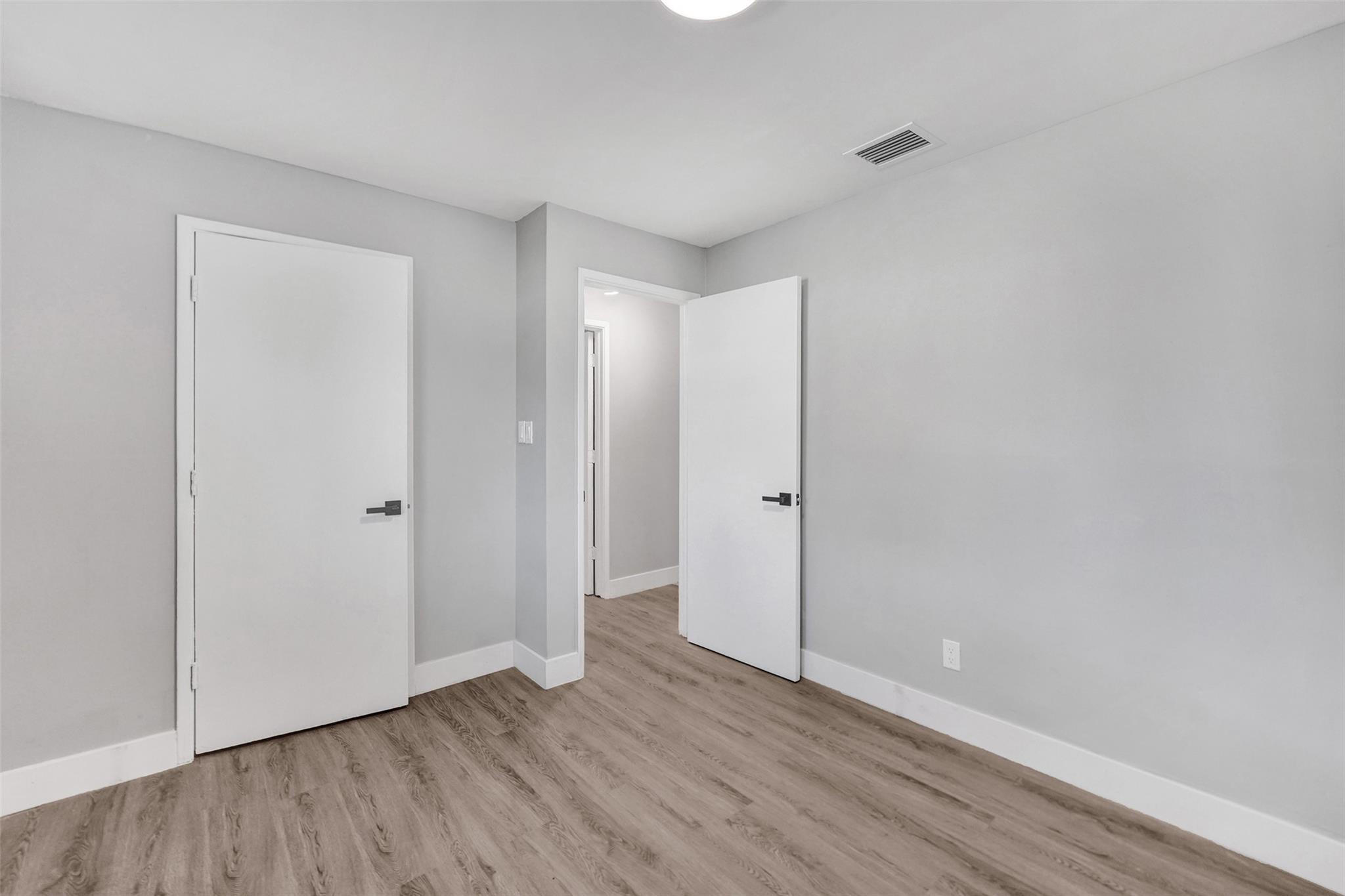 1860 NW 36th Terrace