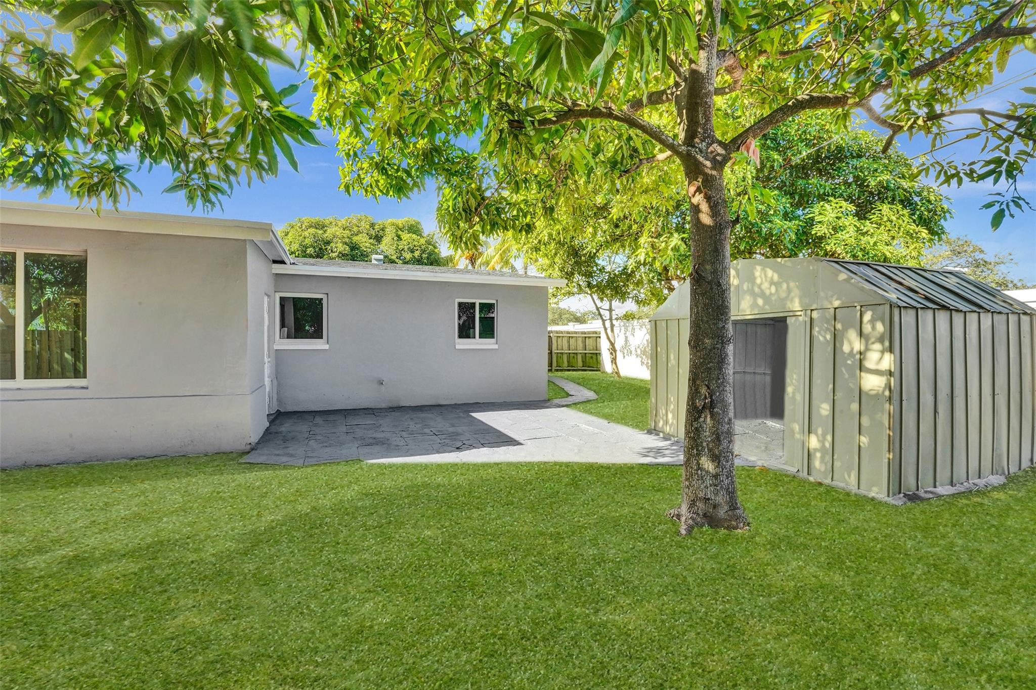 1860 NW 36th Terrace