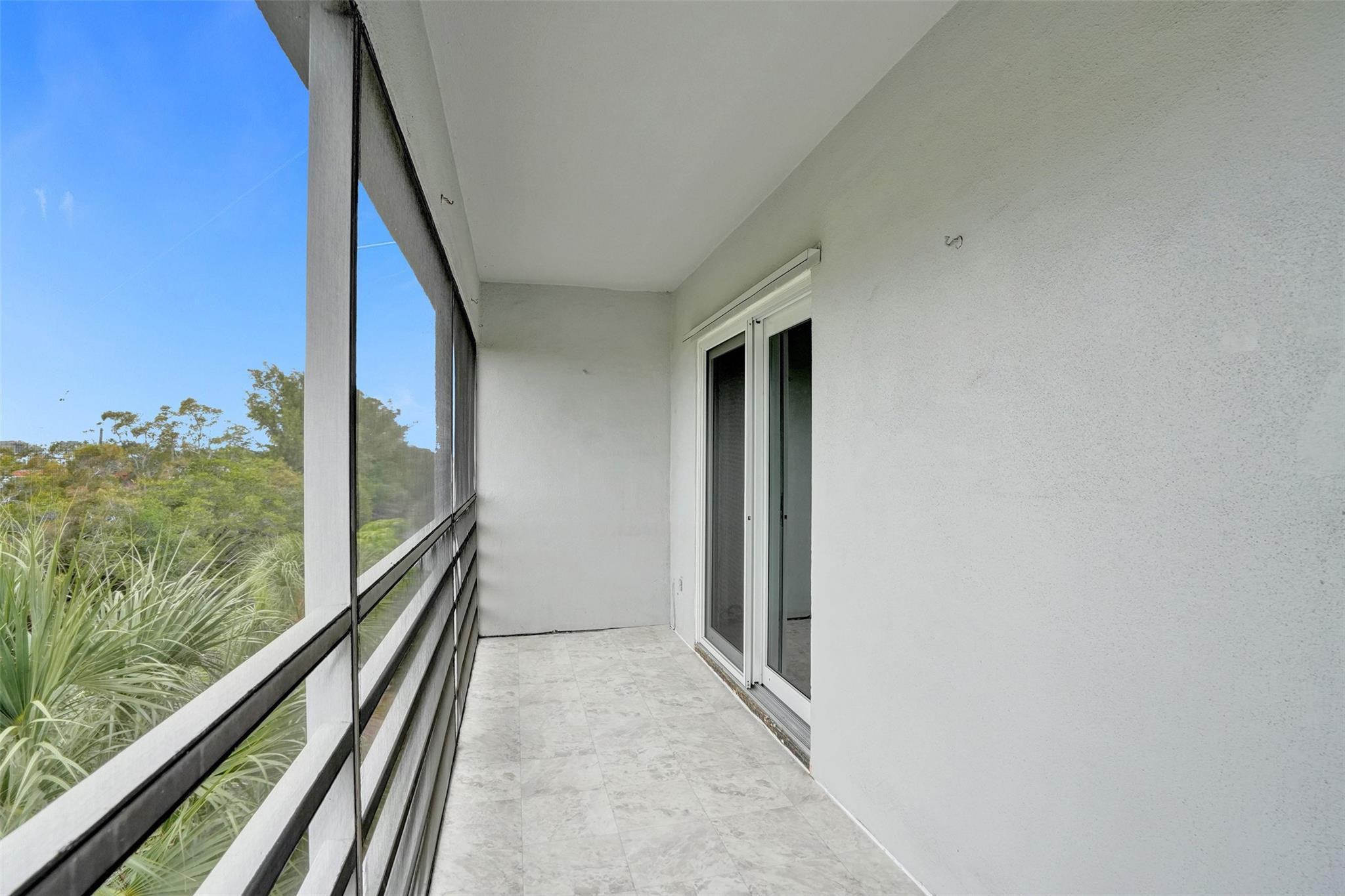 1407 NE 56th Street 406