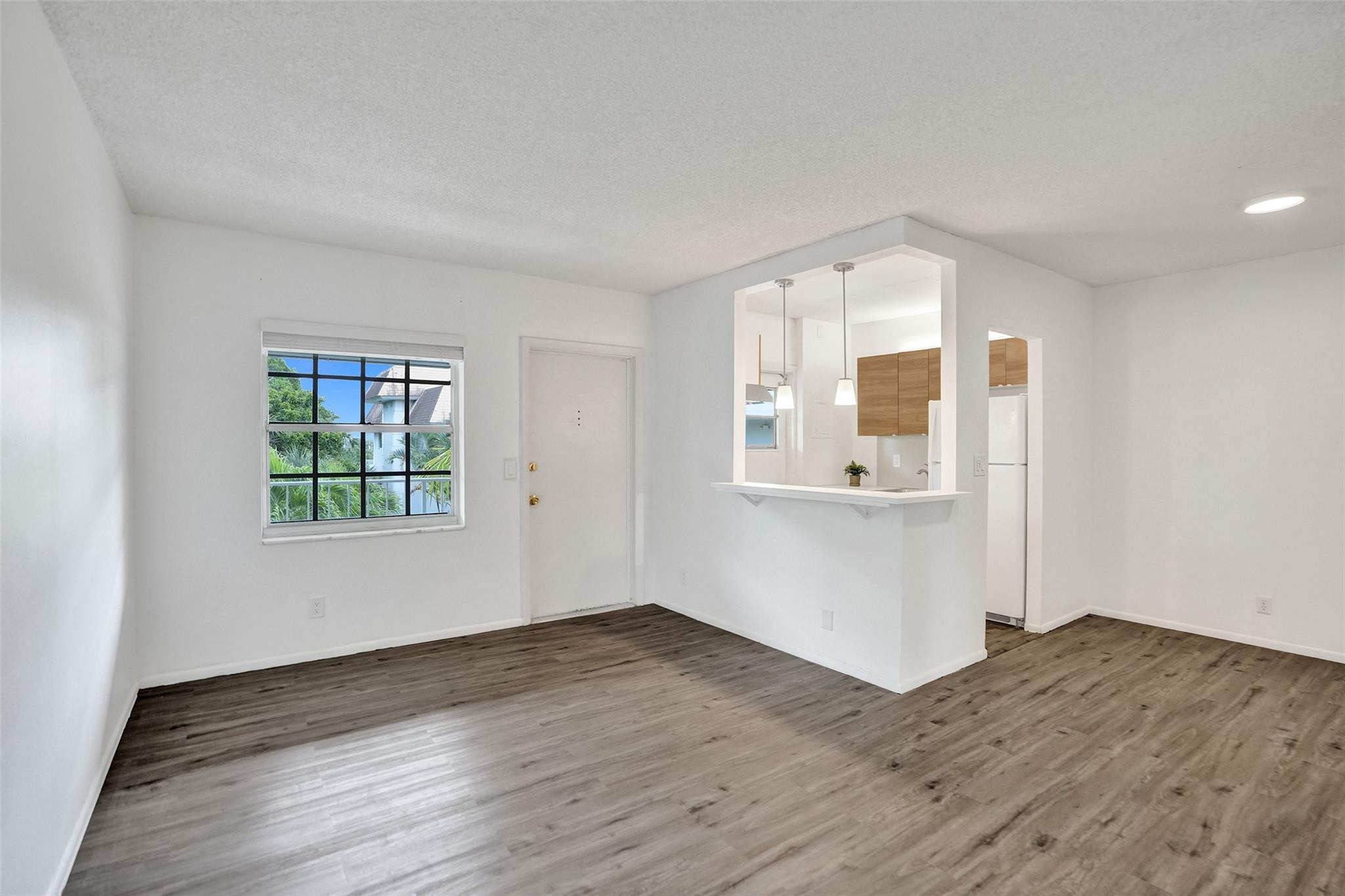 1407 NE 56th Street 406
