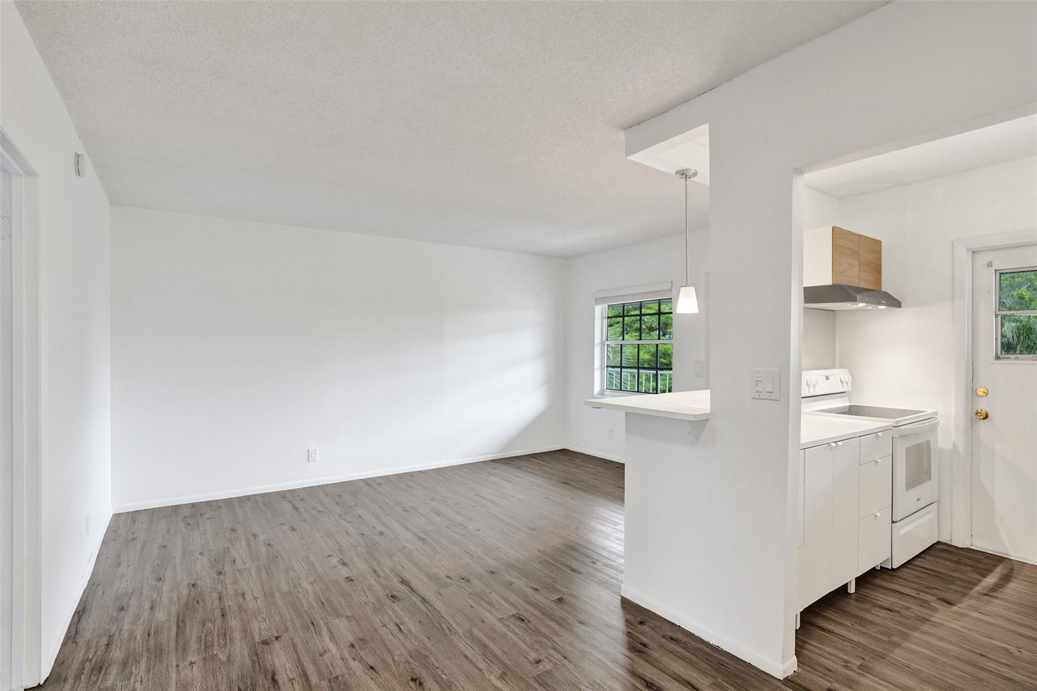 1407 NE 56th Street 406