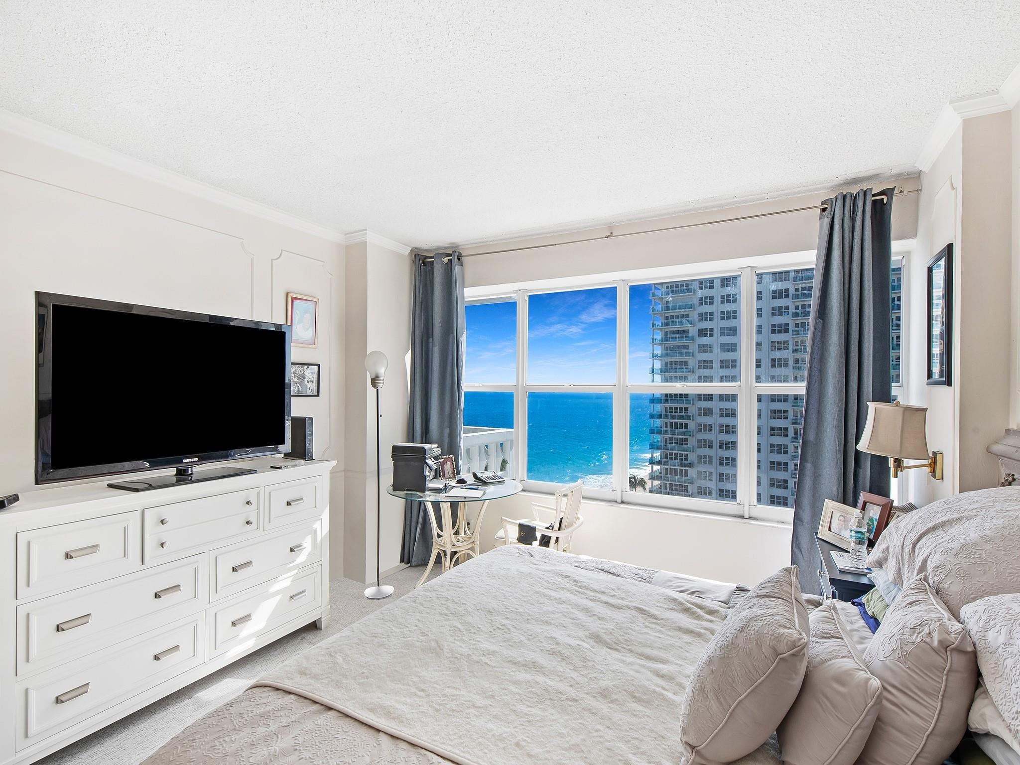 4010 Galt Ocean Drive 1207
