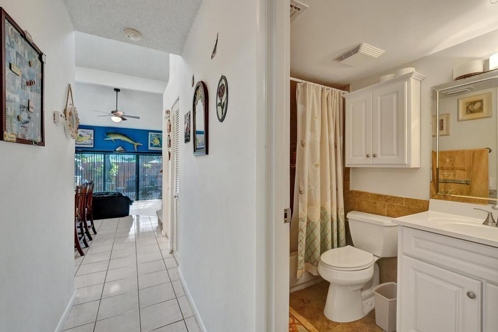 4169 SW 85th Avenue