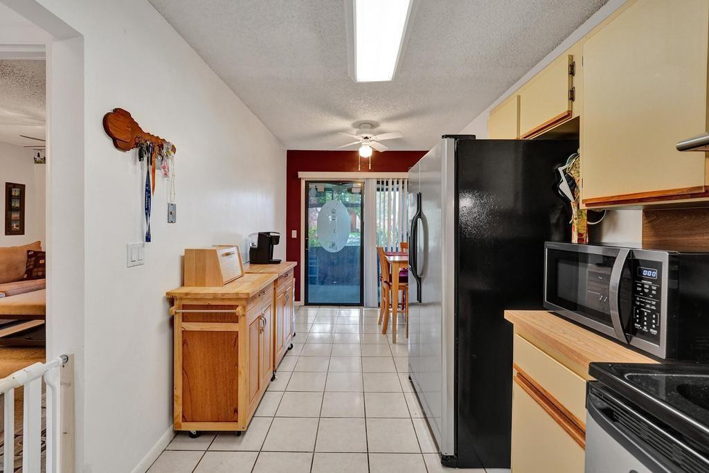 4169 SW 85th Avenue