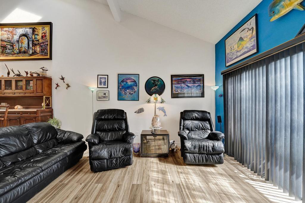 4169 SW 85th Avenue