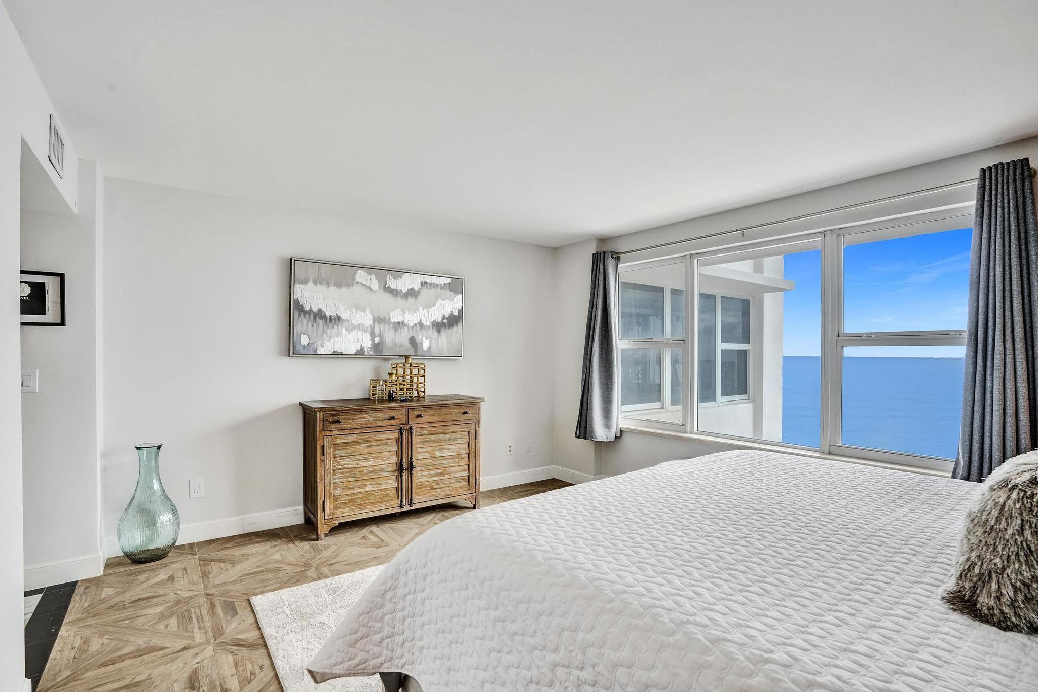 3900 N Ocean Drive 11G, Lauderdale-By-The-Sea Unit: 11G
