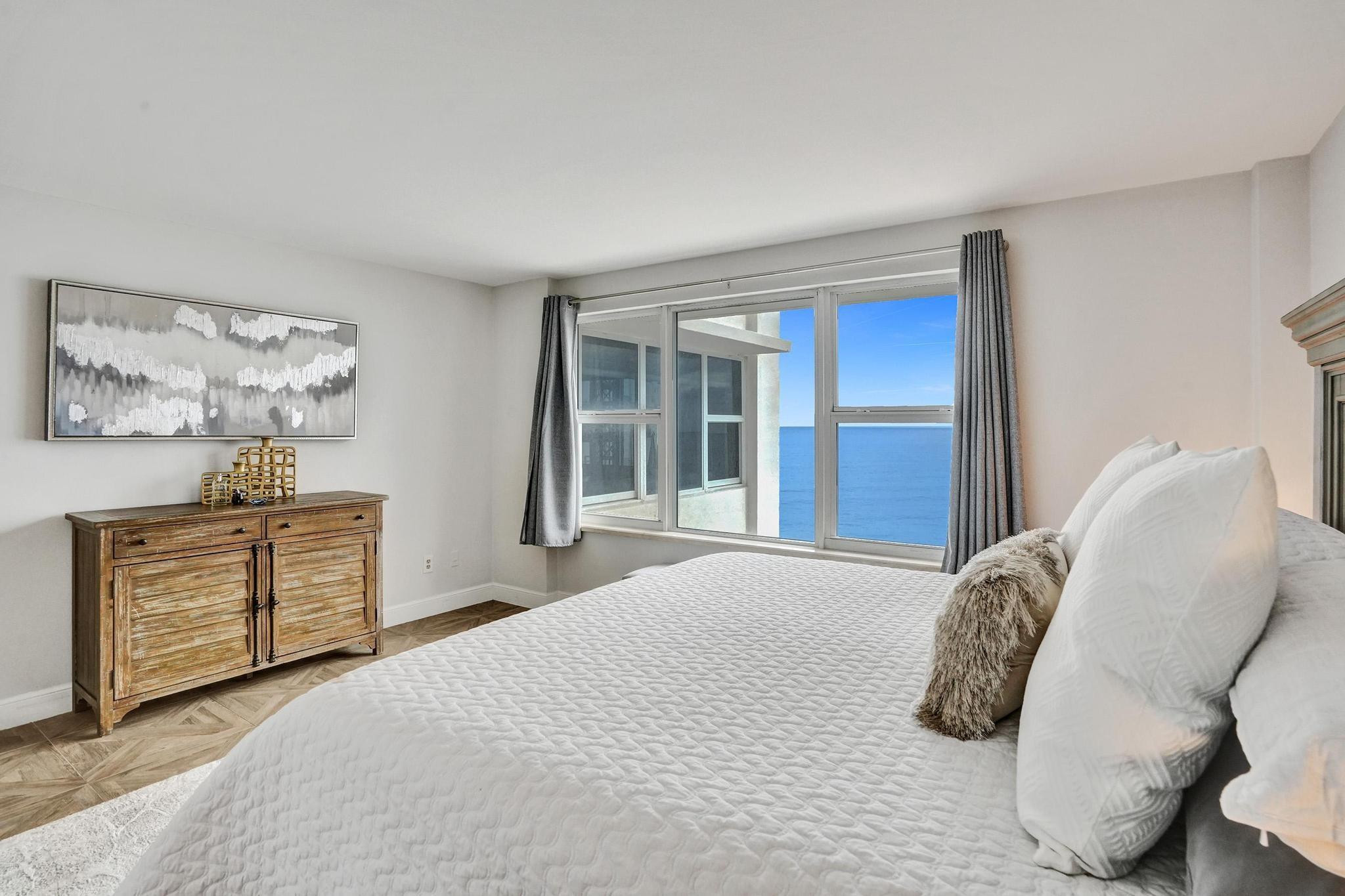 3900 N Ocean Drive 11G, Lauderdale-By-The-Sea Unit: 11G