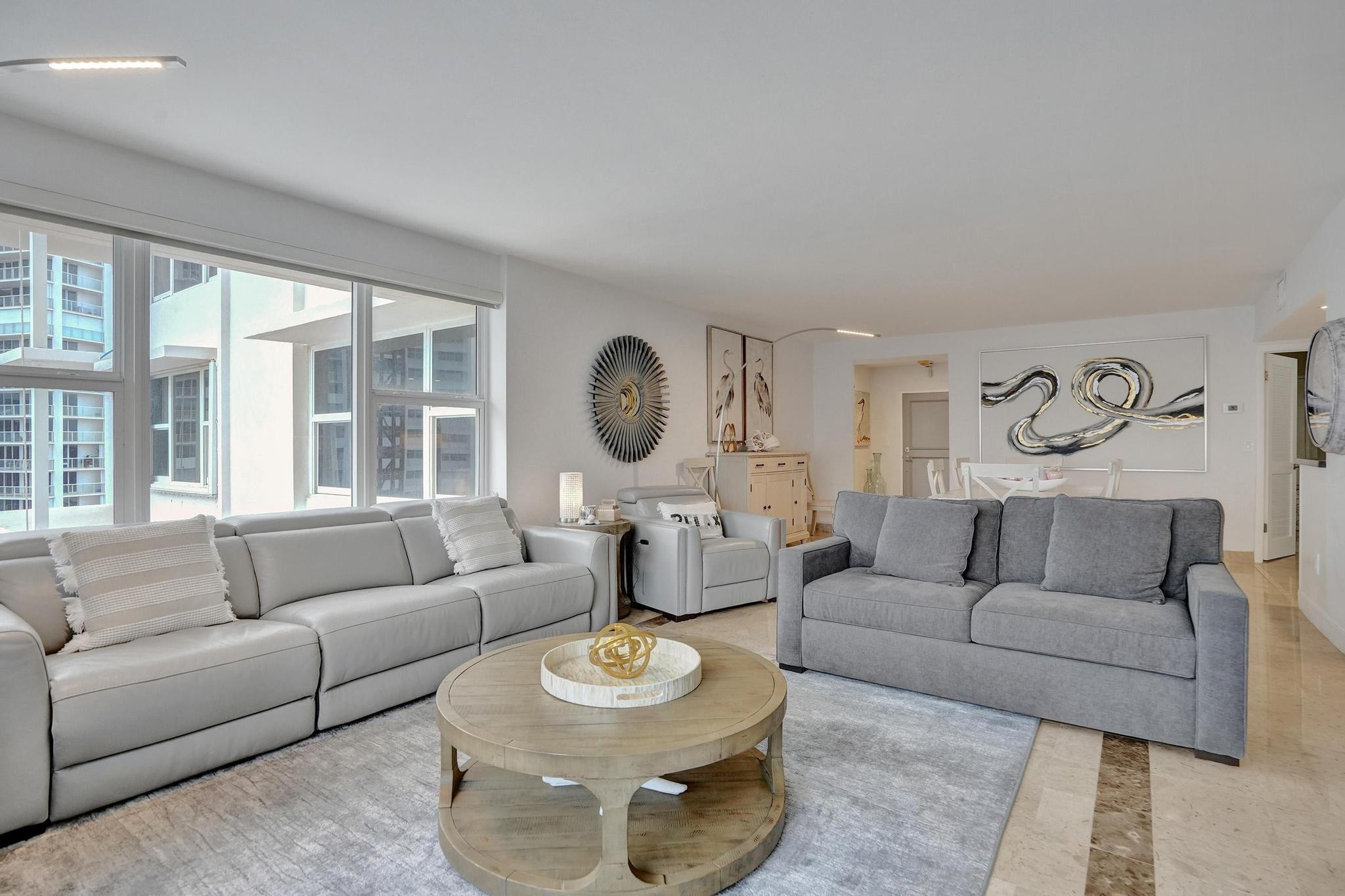 3900 N Ocean Drive 11G, Lauderdale-By-The-Sea Unit: 11G