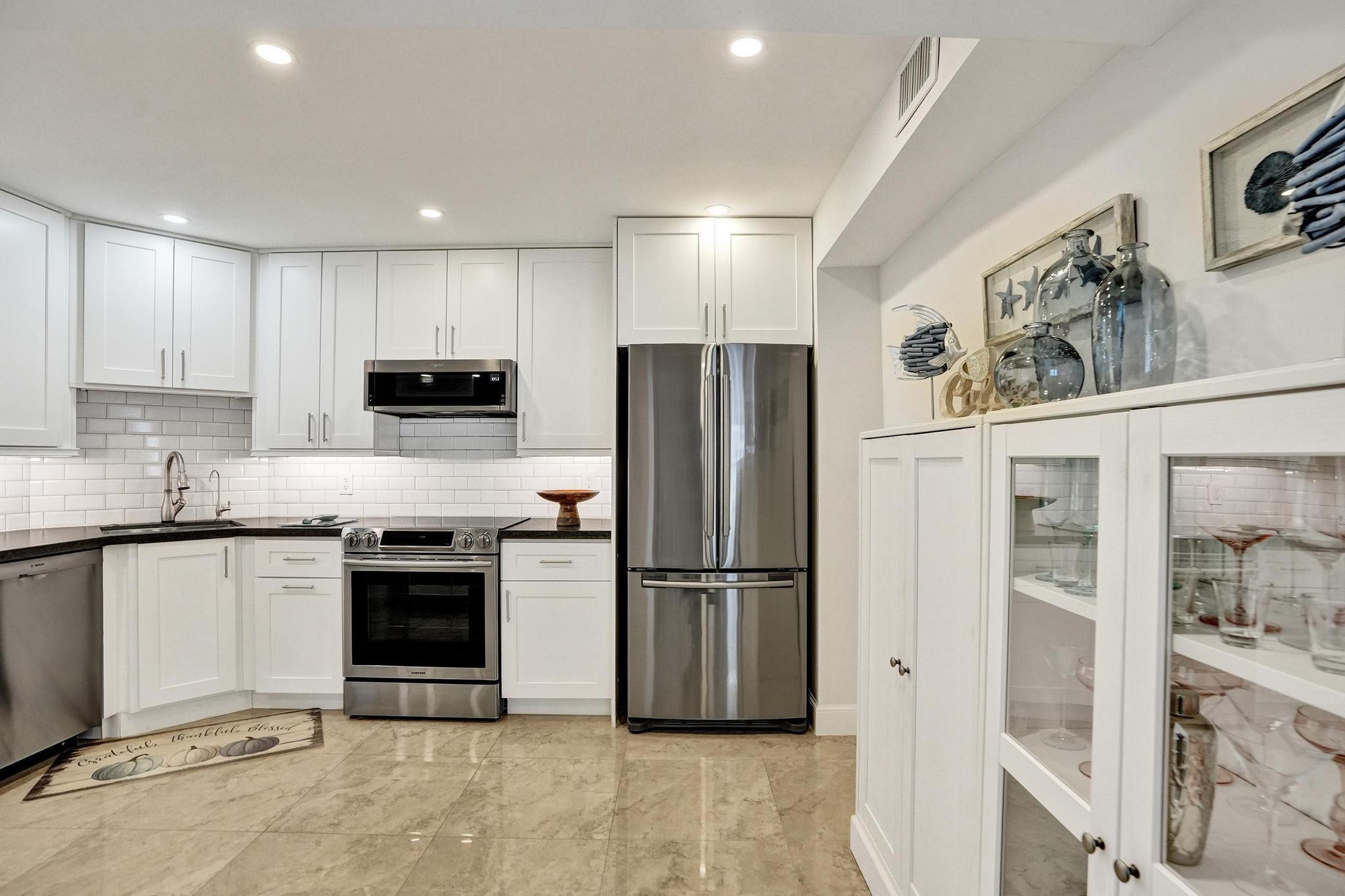 3900 N Ocean Drive 11G, Lauderdale-By-The-Sea Unit: 11G