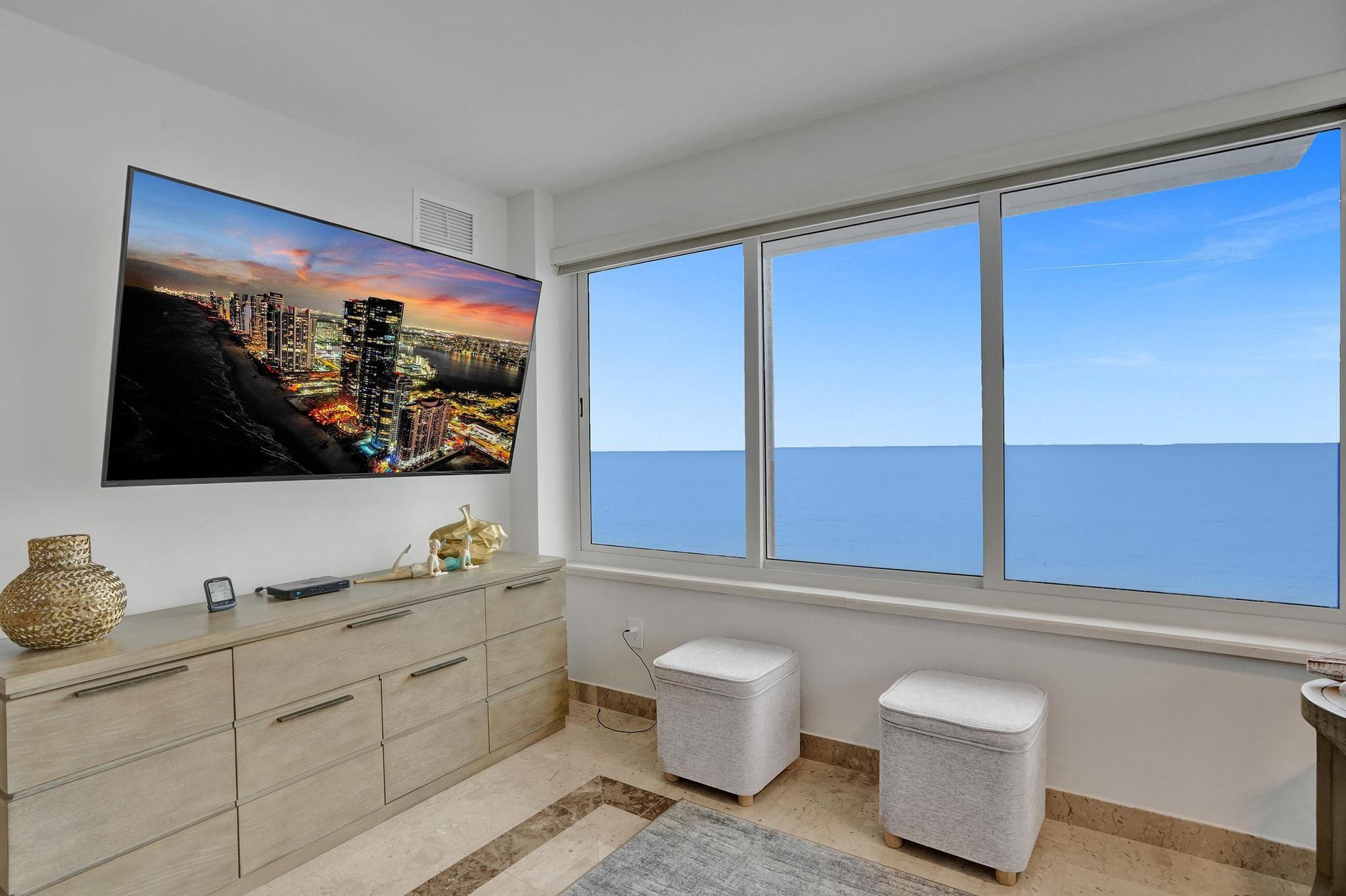 3900 N Ocean Drive 11G, Lauderdale-By-The-Sea Unit: 11G