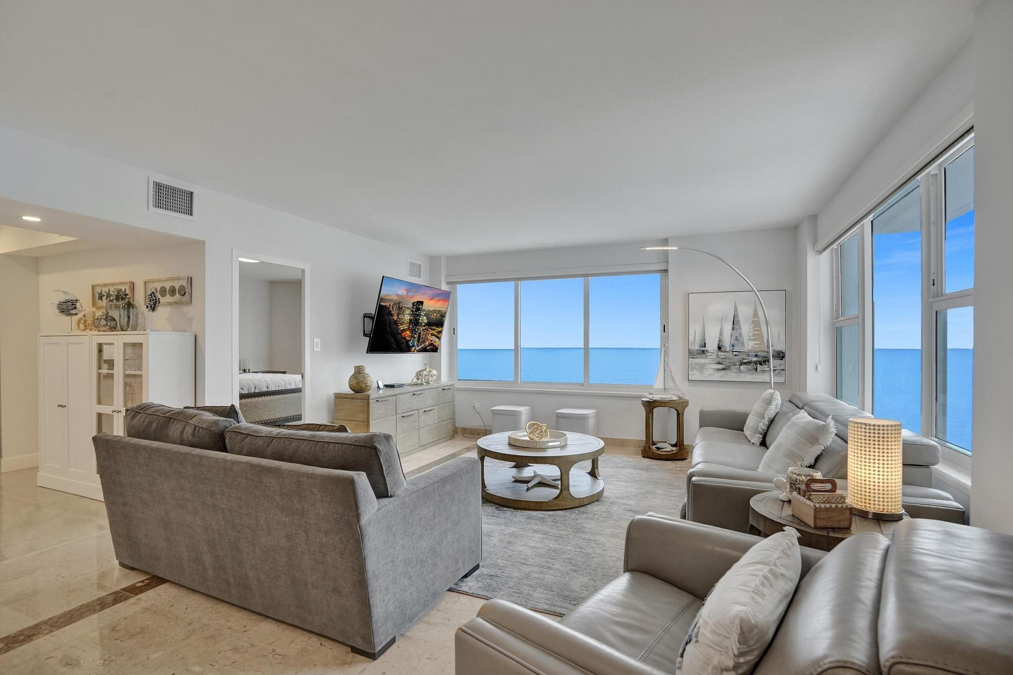 3900 N Ocean Drive 11G, Lauderdale-By-The-Sea Unit: 11G