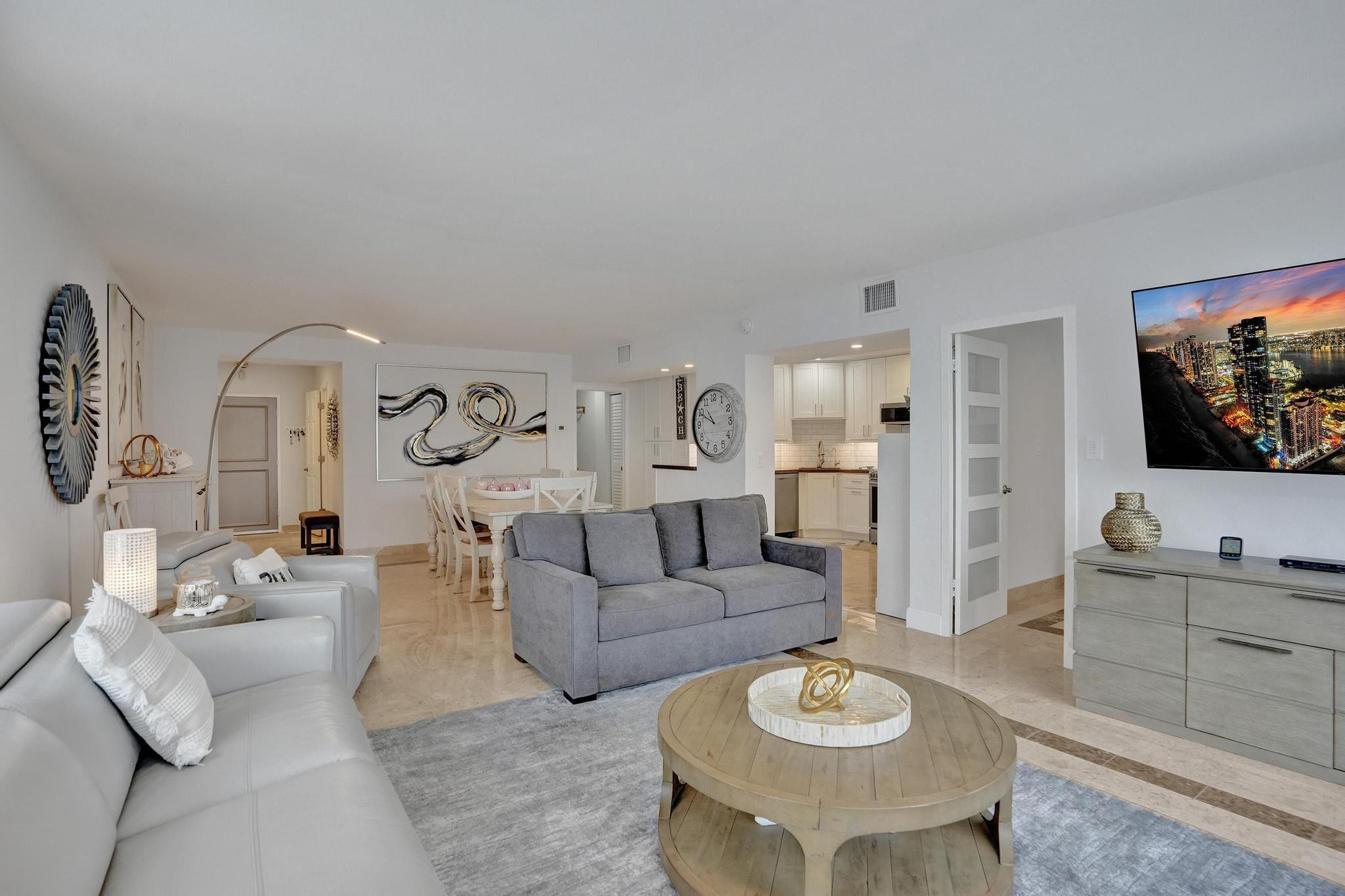 3900 N Ocean Drive 11G, Lauderdale-By-The-Sea Unit: 11G