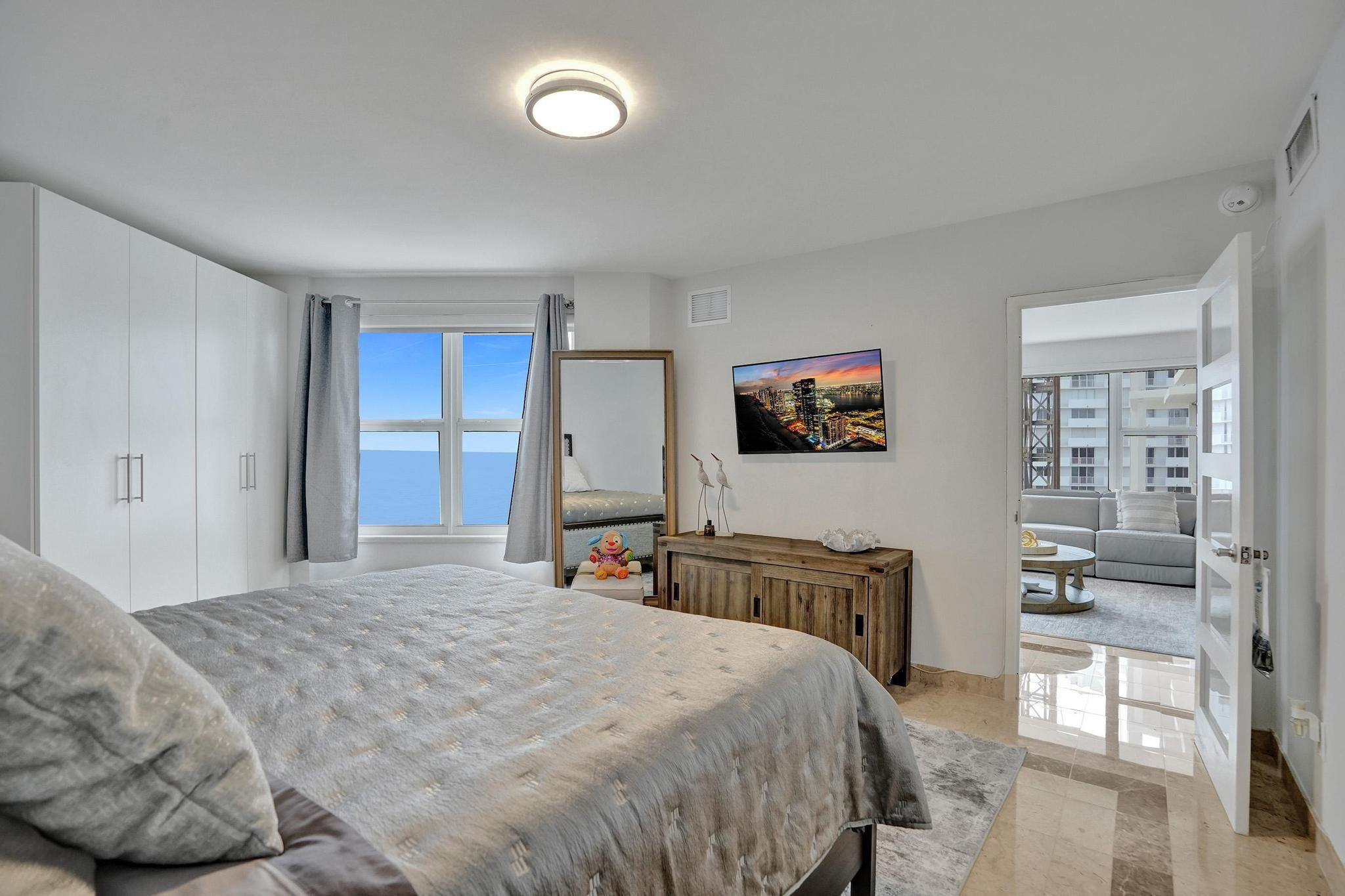 3900 N Ocean Drive 11G, Lauderdale-By-The-Sea Unit: 11G