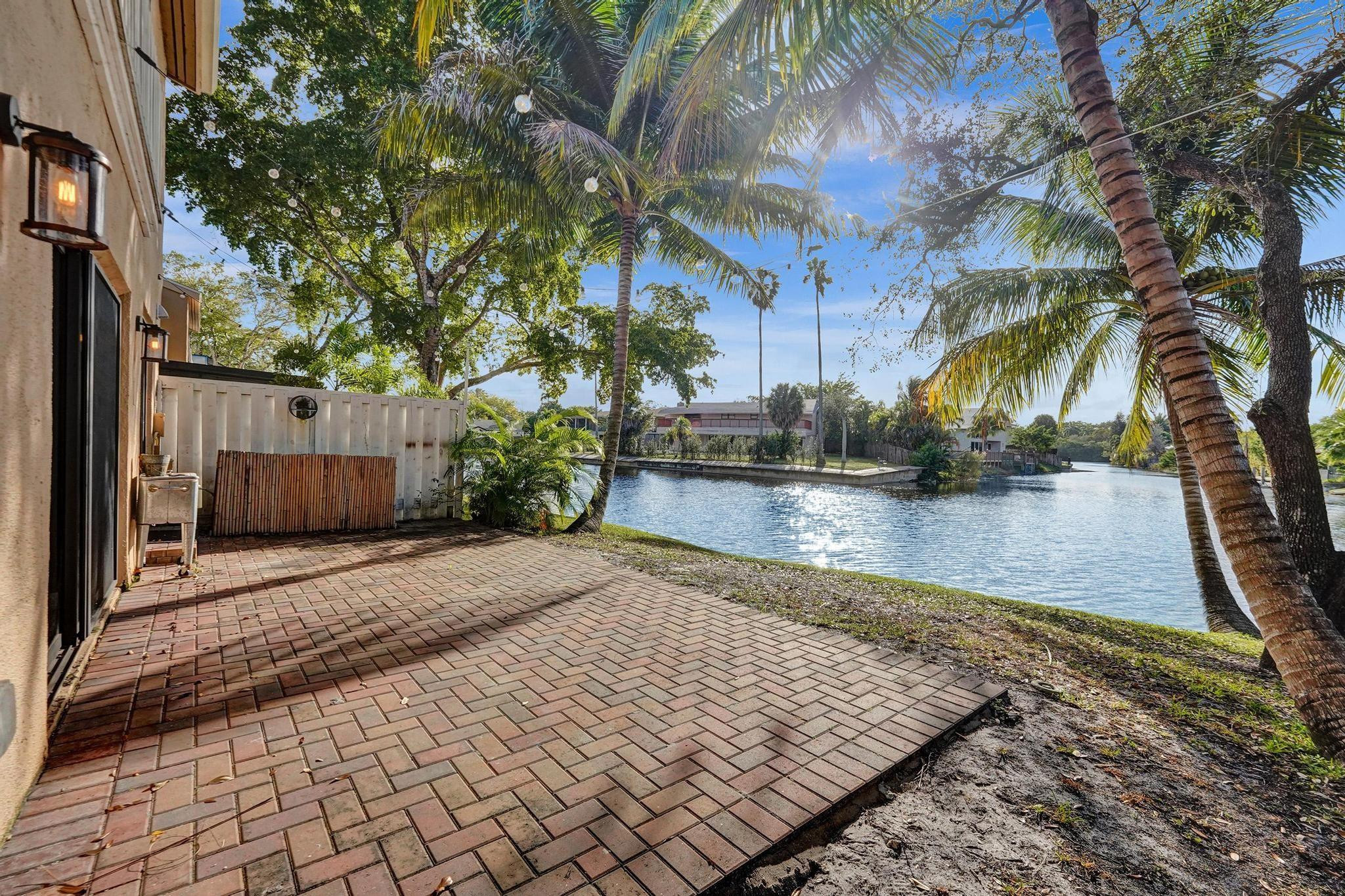 9881 Fairway Cove Lane