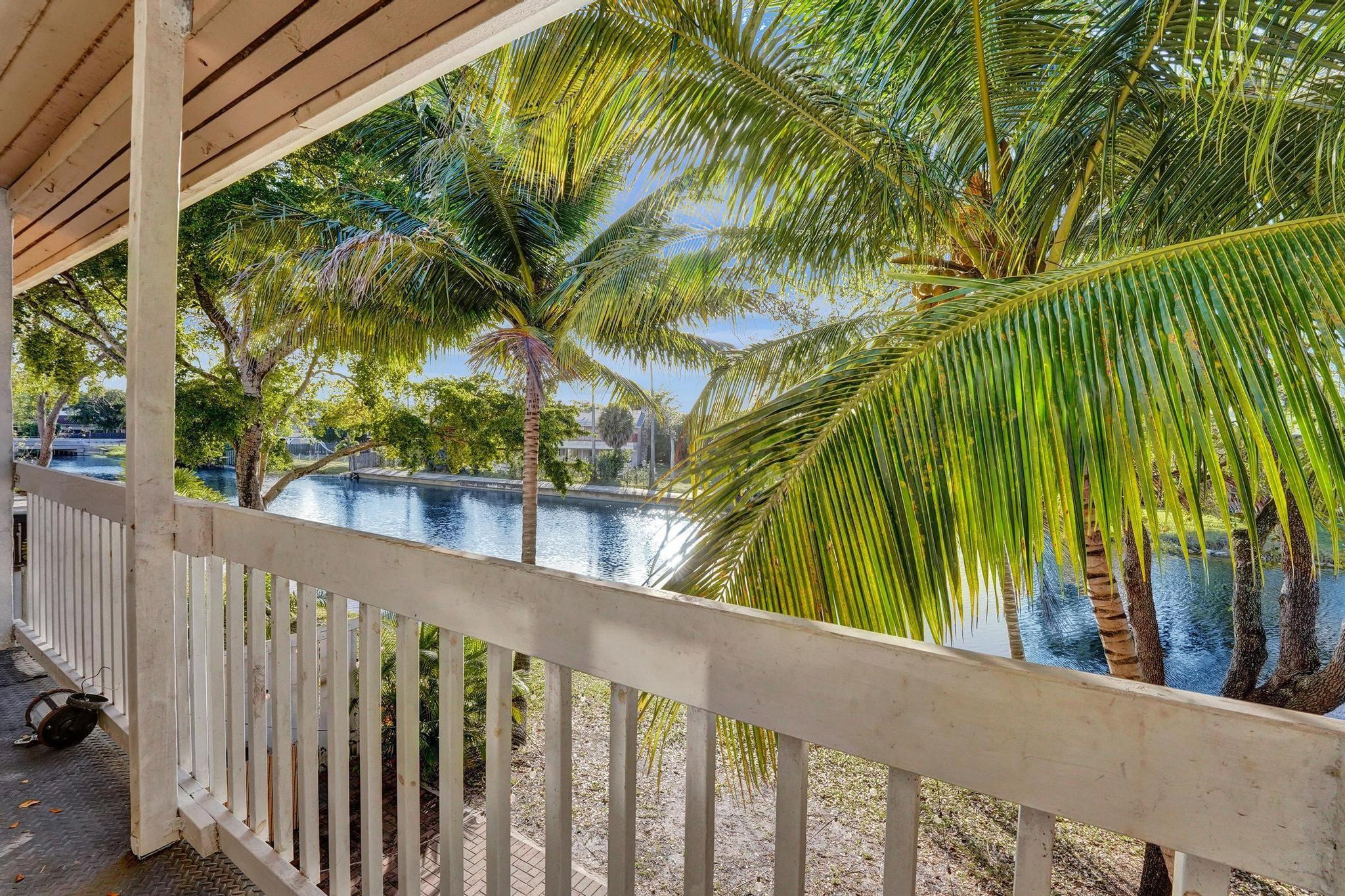 9881 Fairway Cove Lane