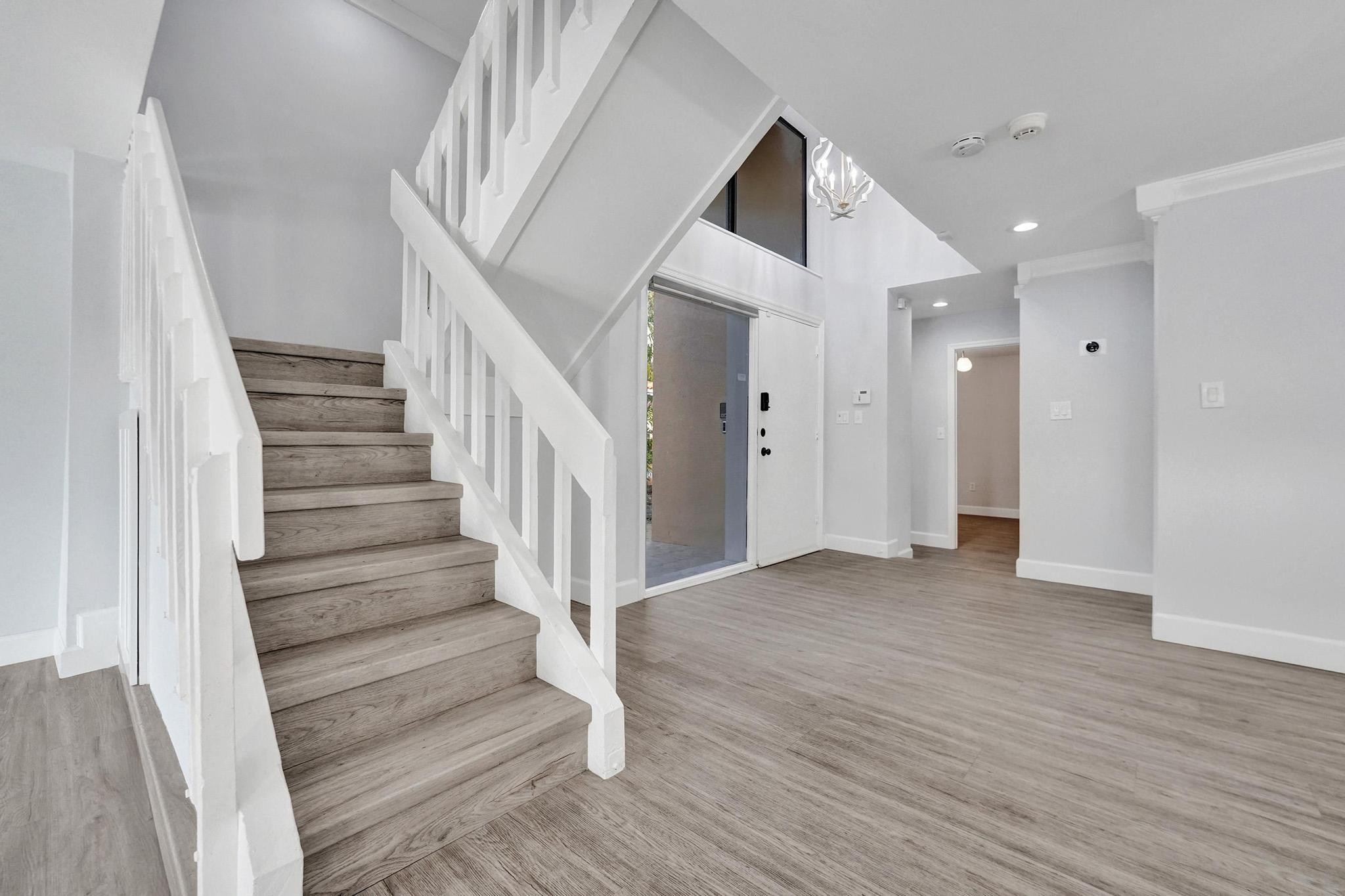 9881 Fairway Cove Lane