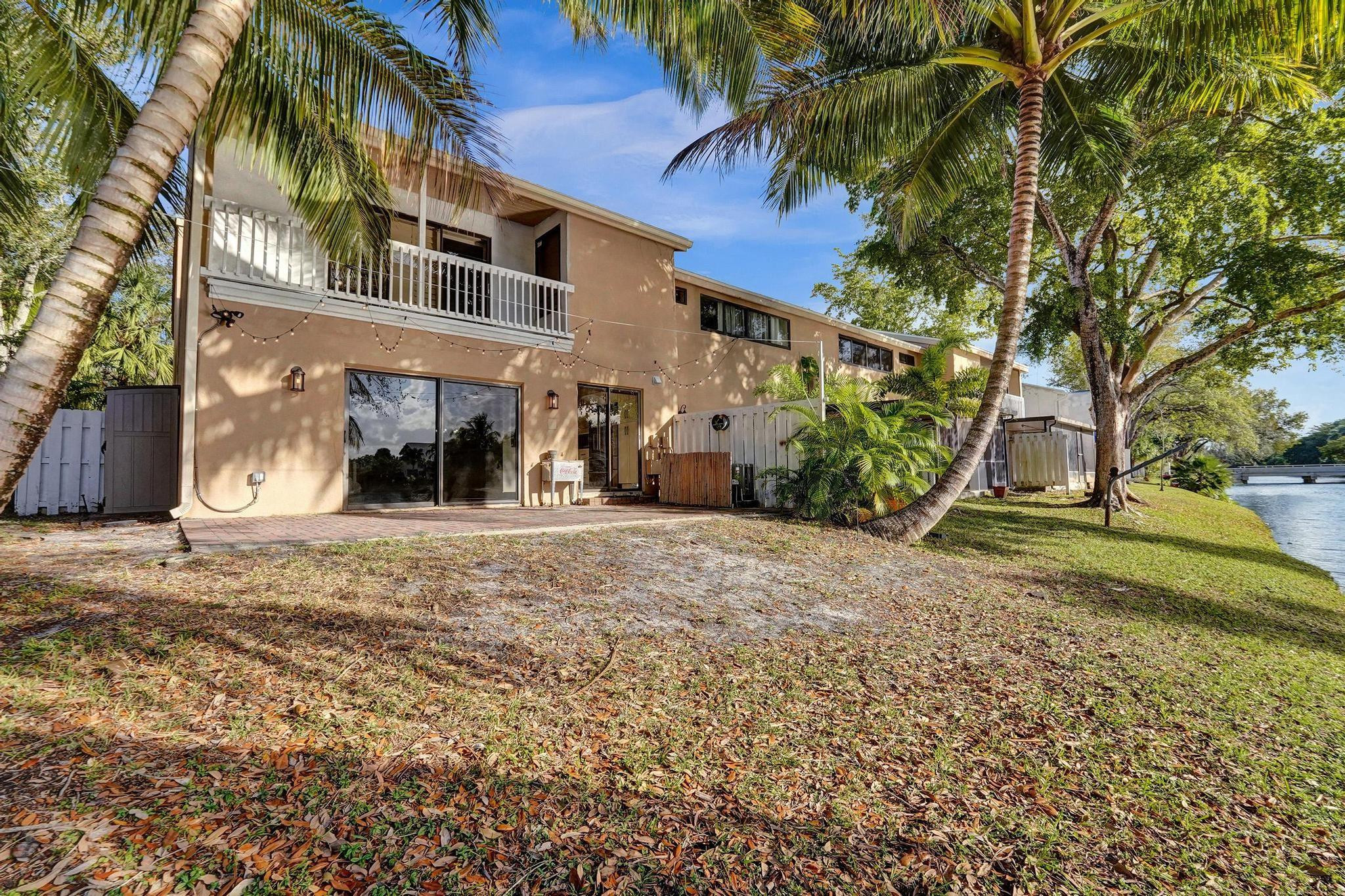 9881 Fairway Cove Lane