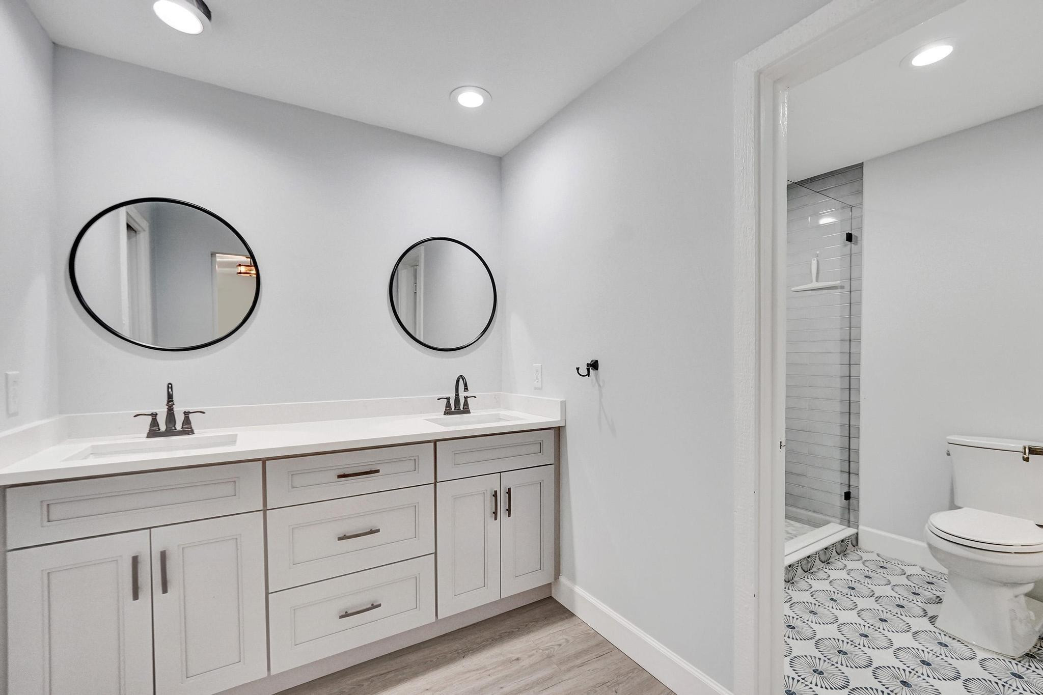 9881 Fairway Cove Lane