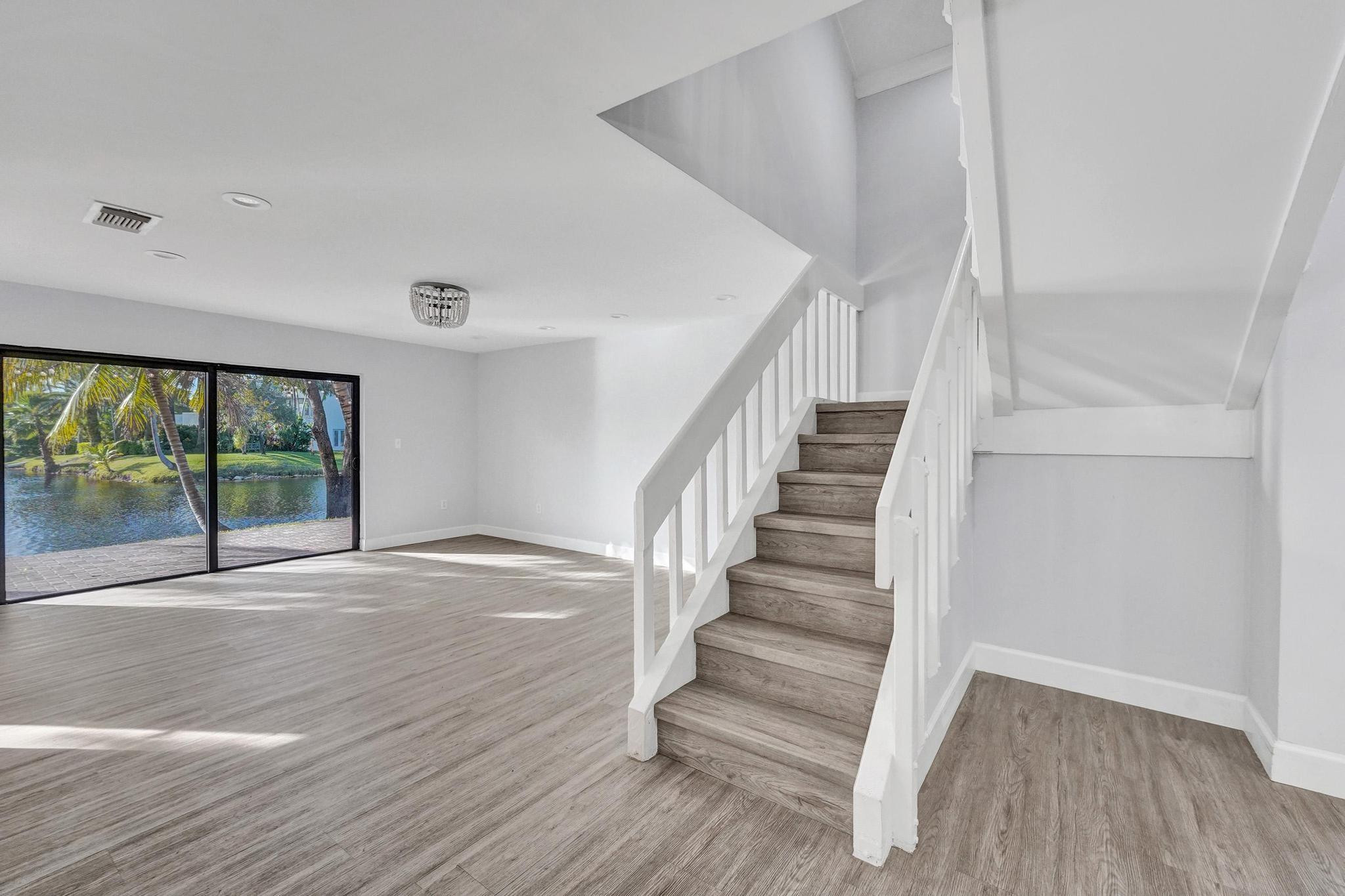 9881 Fairway Cove Lane