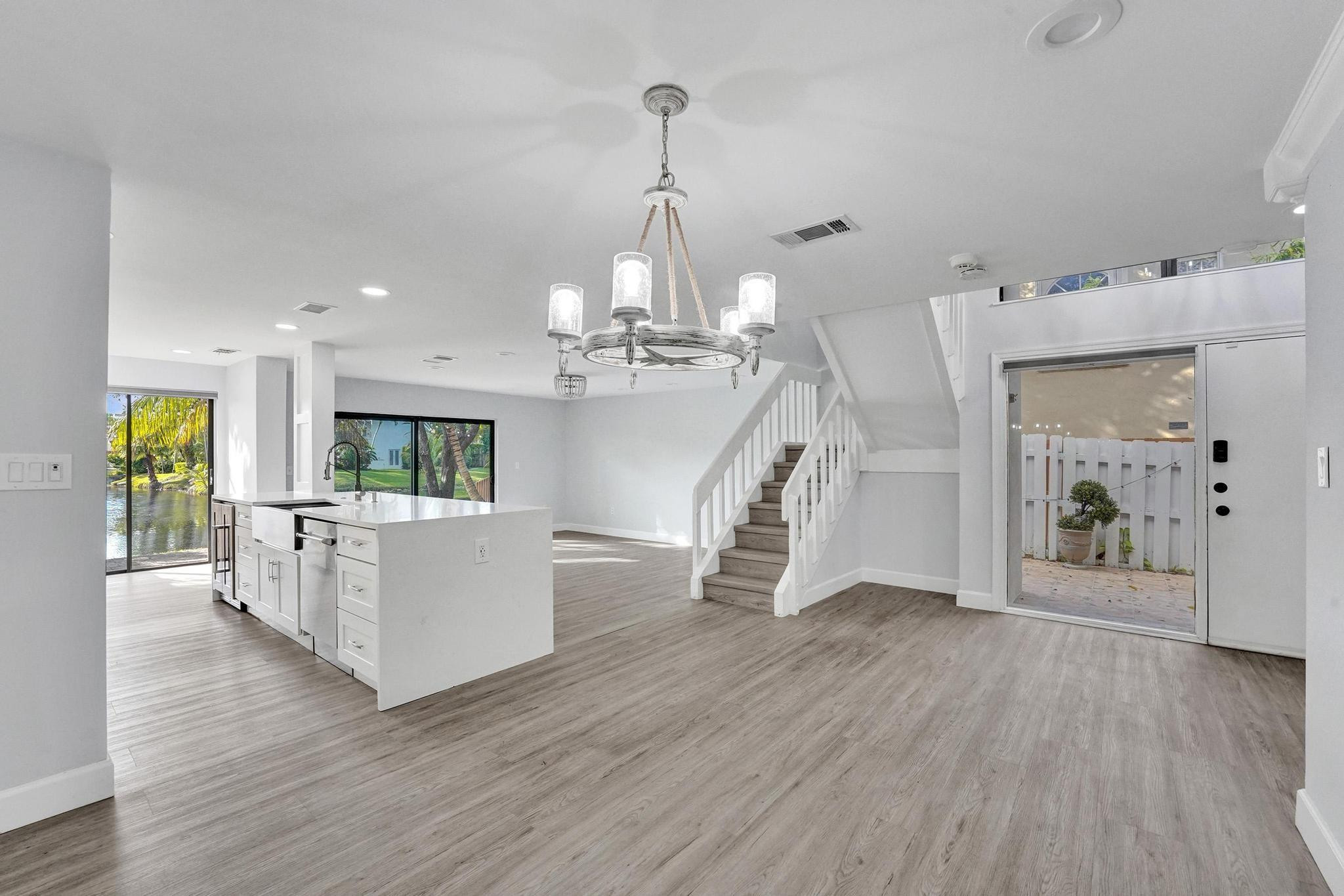 9881 Fairway Cove Lane