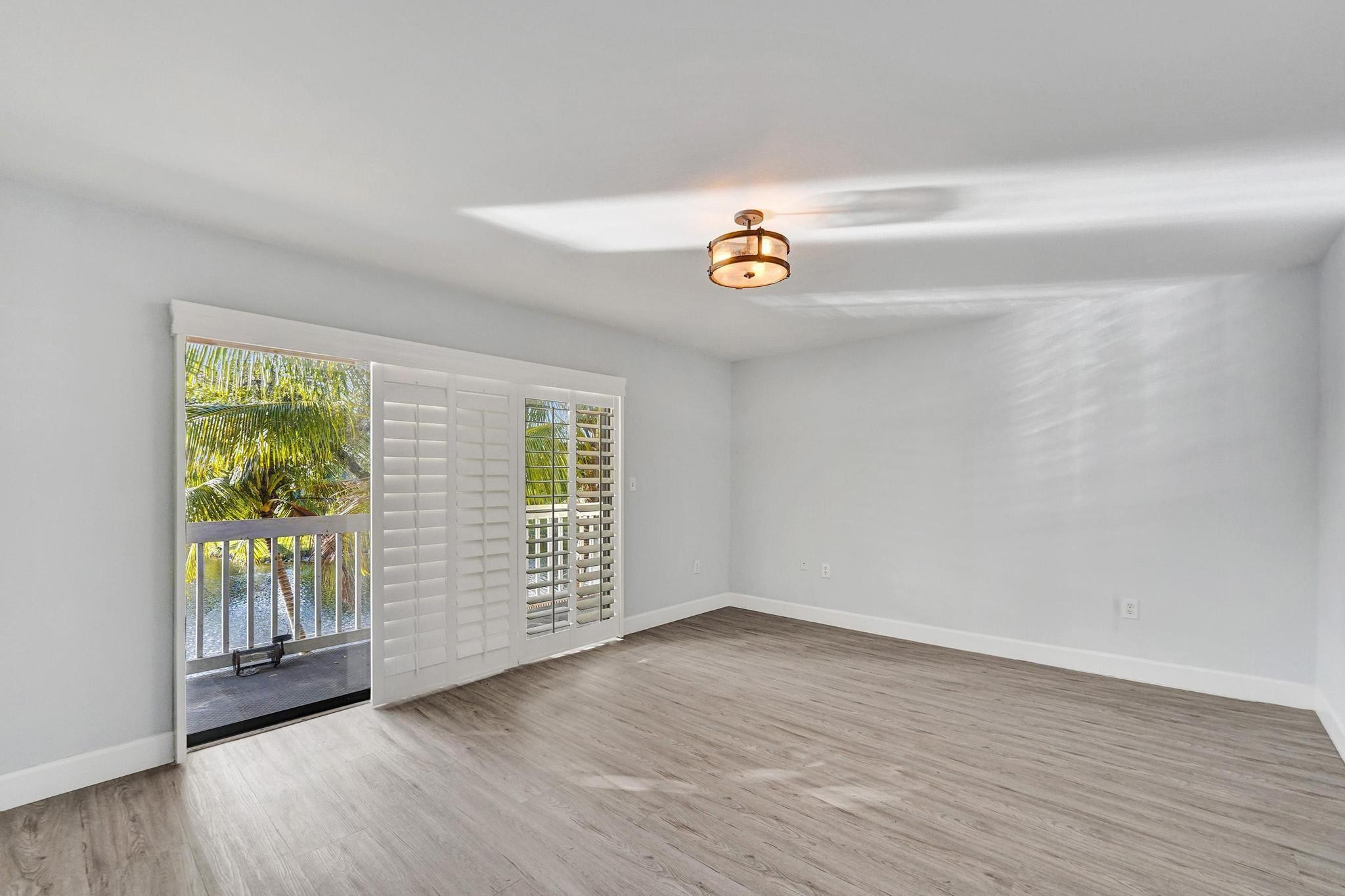 9881 Fairway Cove Lane