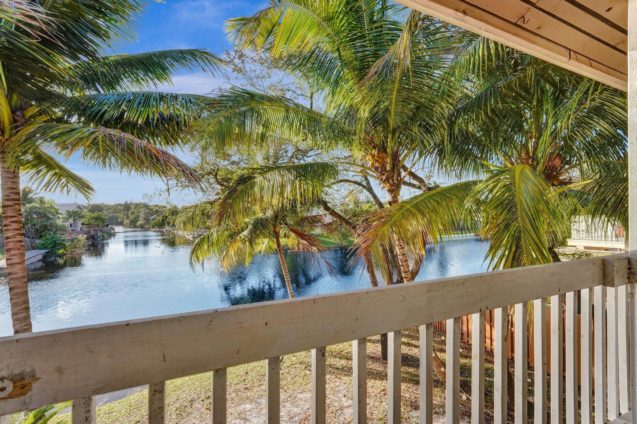 9881 Fairway Cove Lane