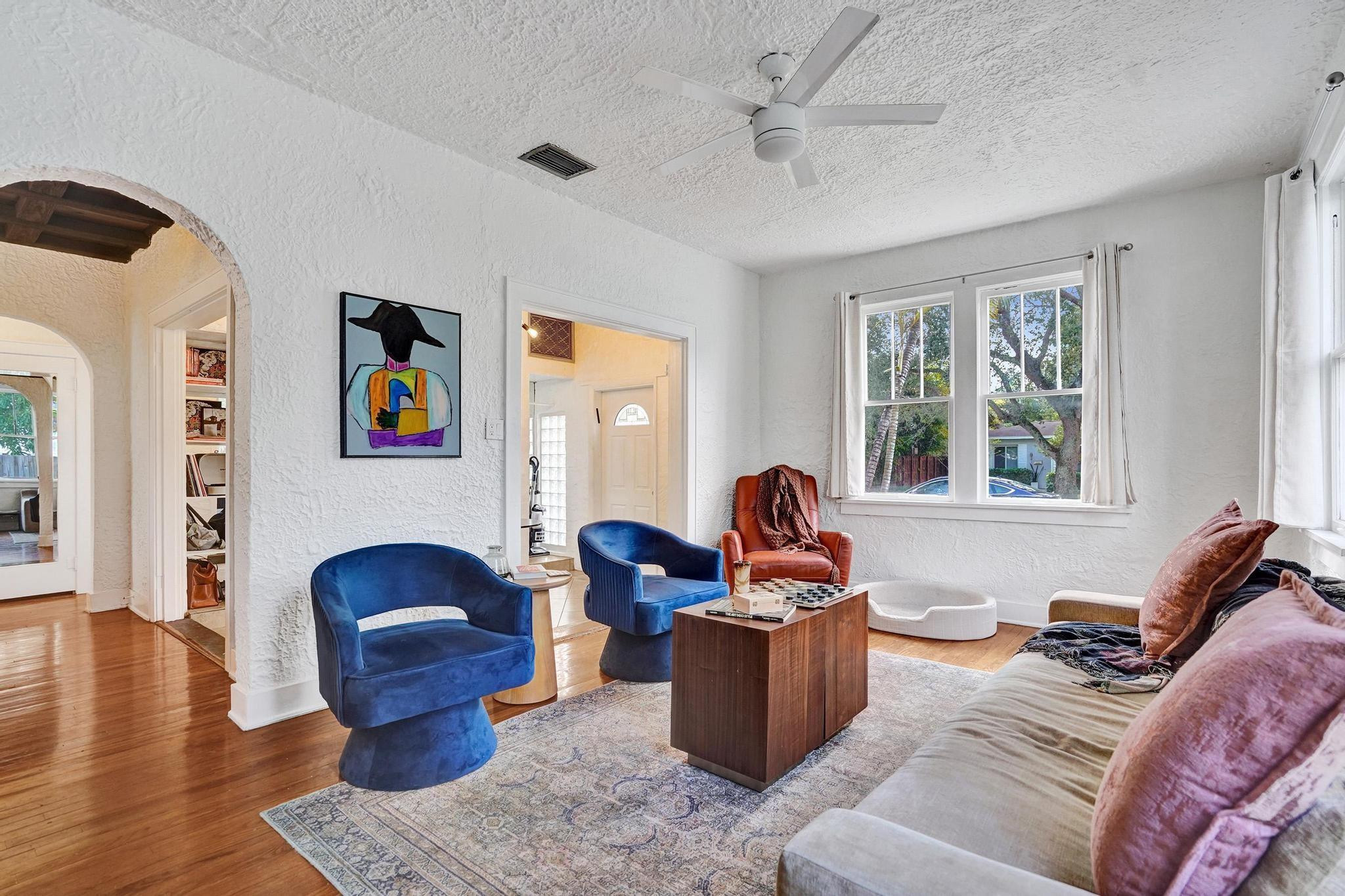 411 SW 19th Street