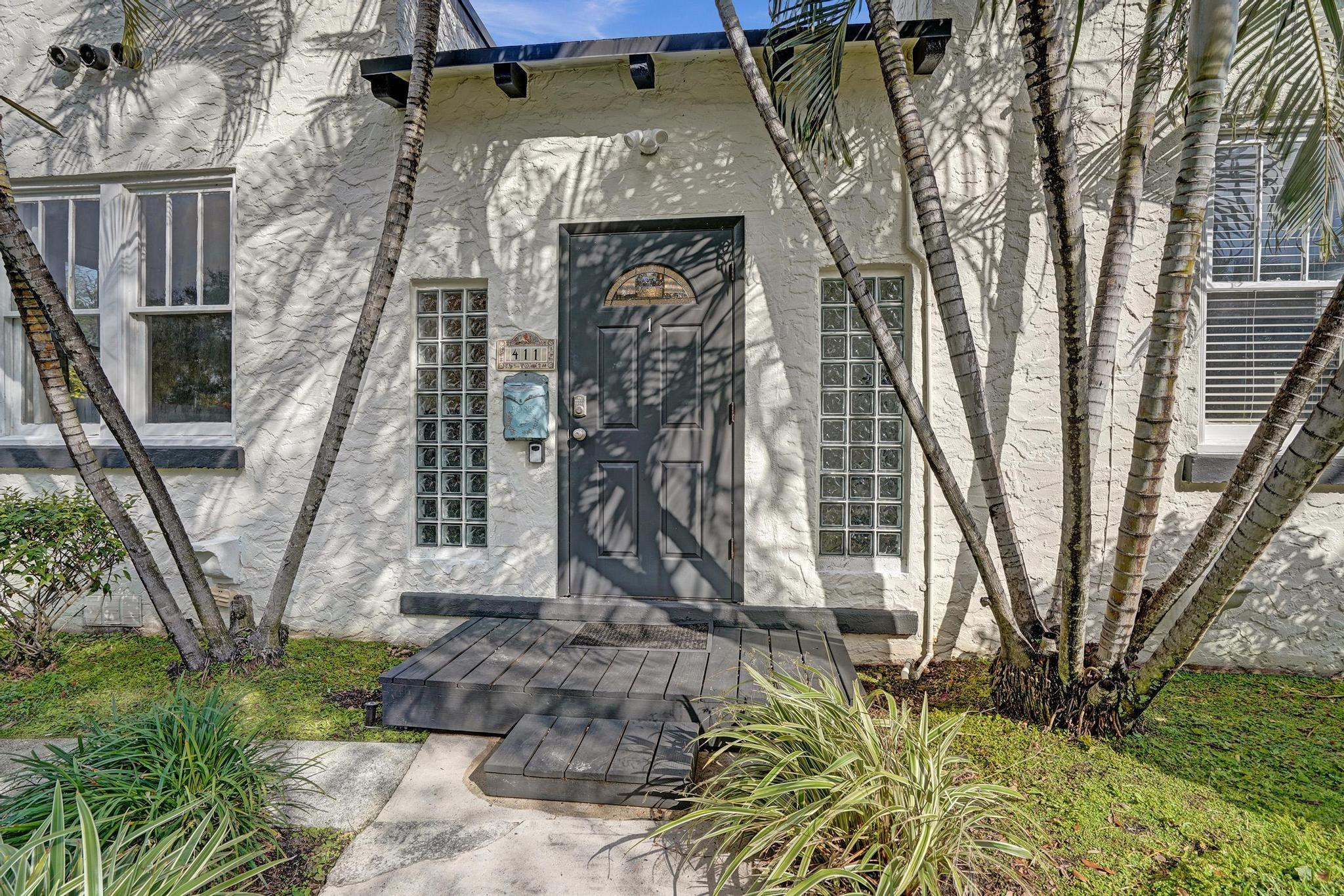 411 SW 19th Street