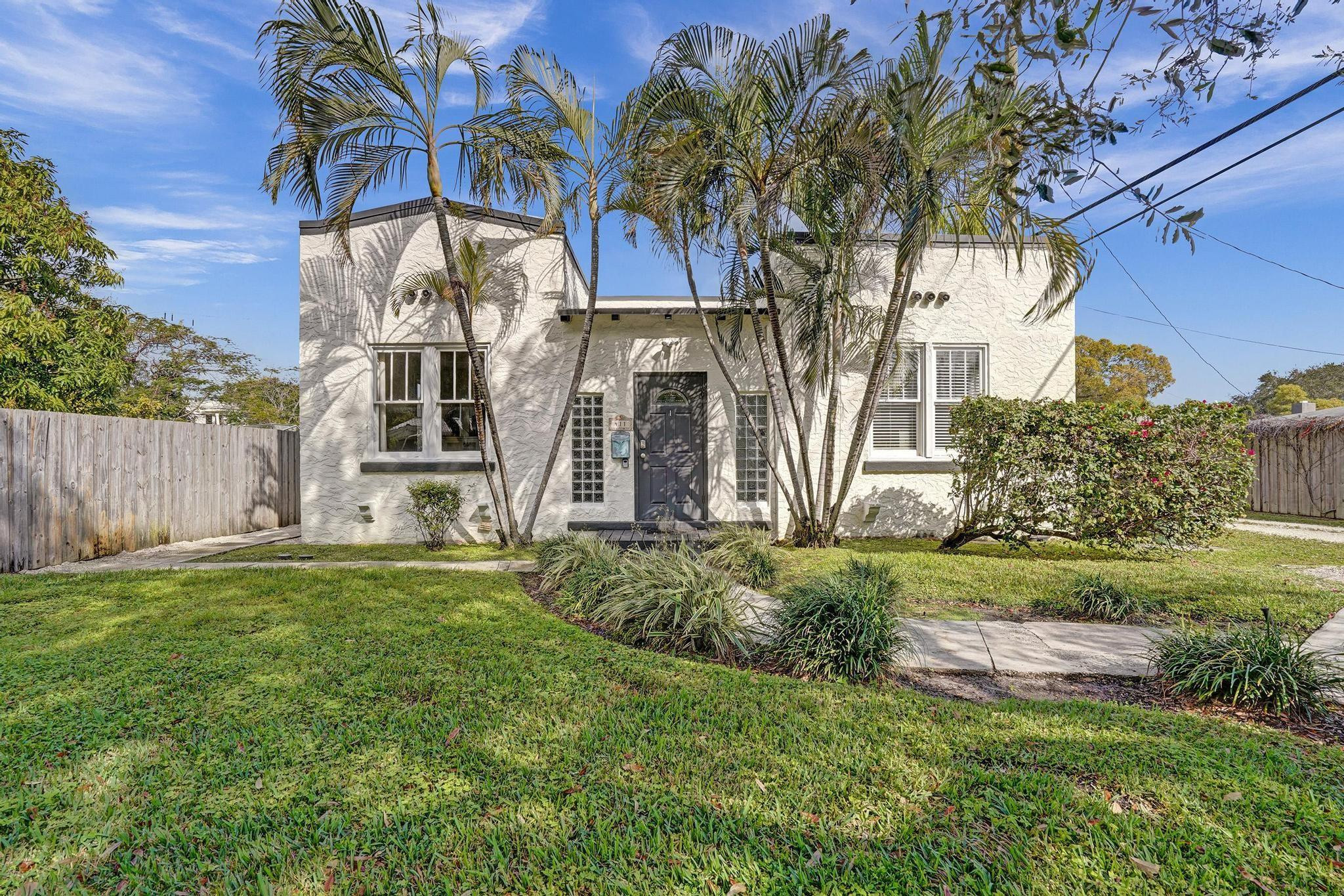 411 SW 19th Street 3