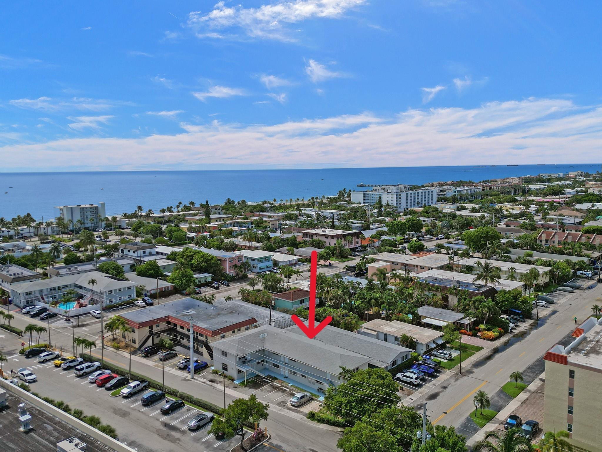 4652 N Poinciana Street 6, Lauderdale-By-The-Sea Unit: 6