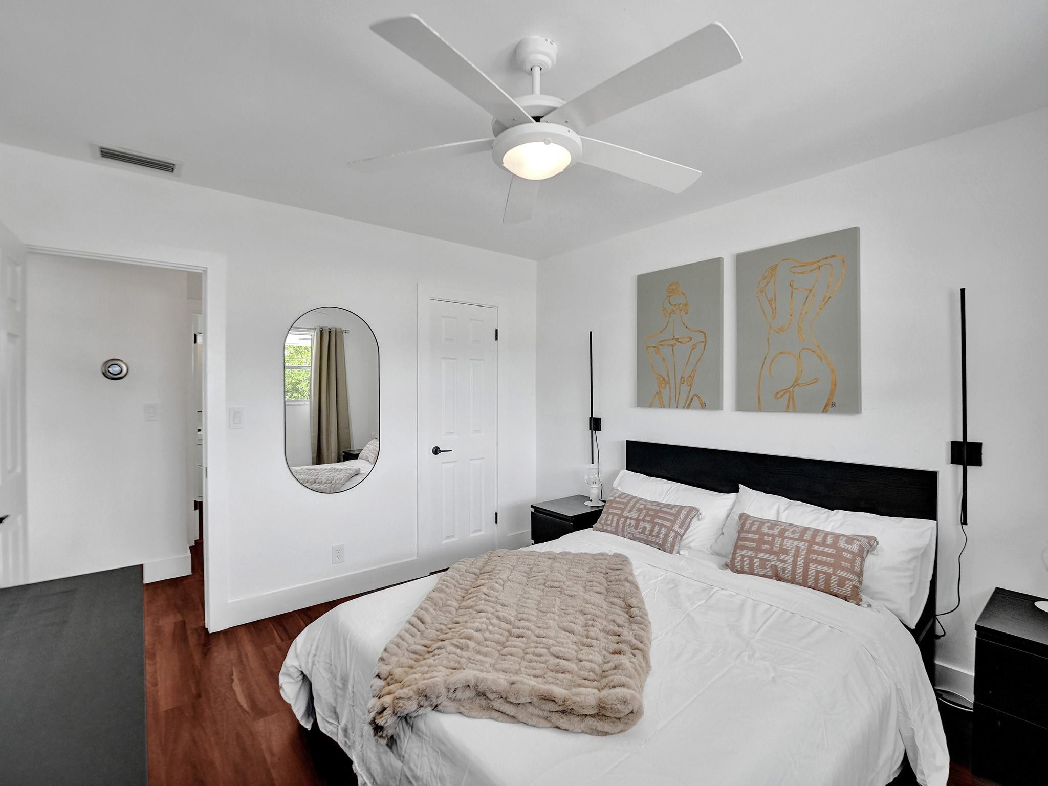 4652 N Poinciana Street 6, Lauderdale-By-The-Sea Unit: 6