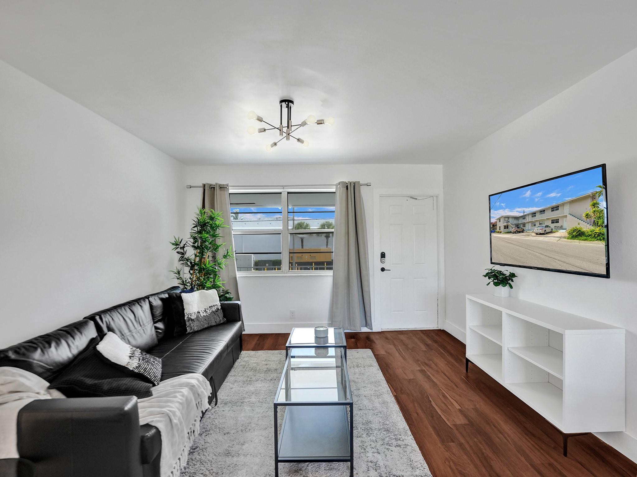 4652 N Poinciana Street 6, Lauderdale-By-The-Sea Unit: 6