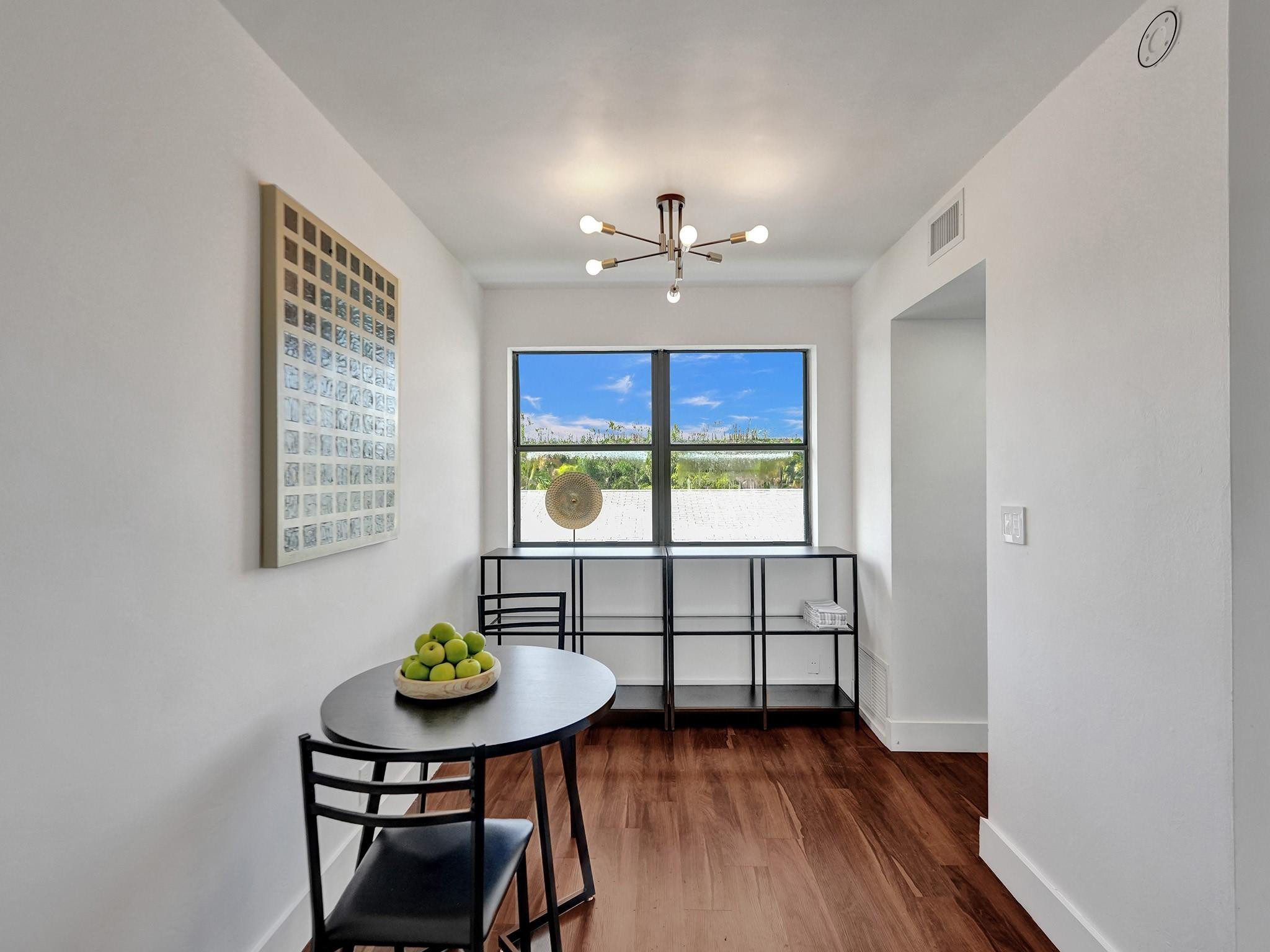 4652 N Poinciana Street 6, Lauderdale-By-The-Sea Unit: 6
